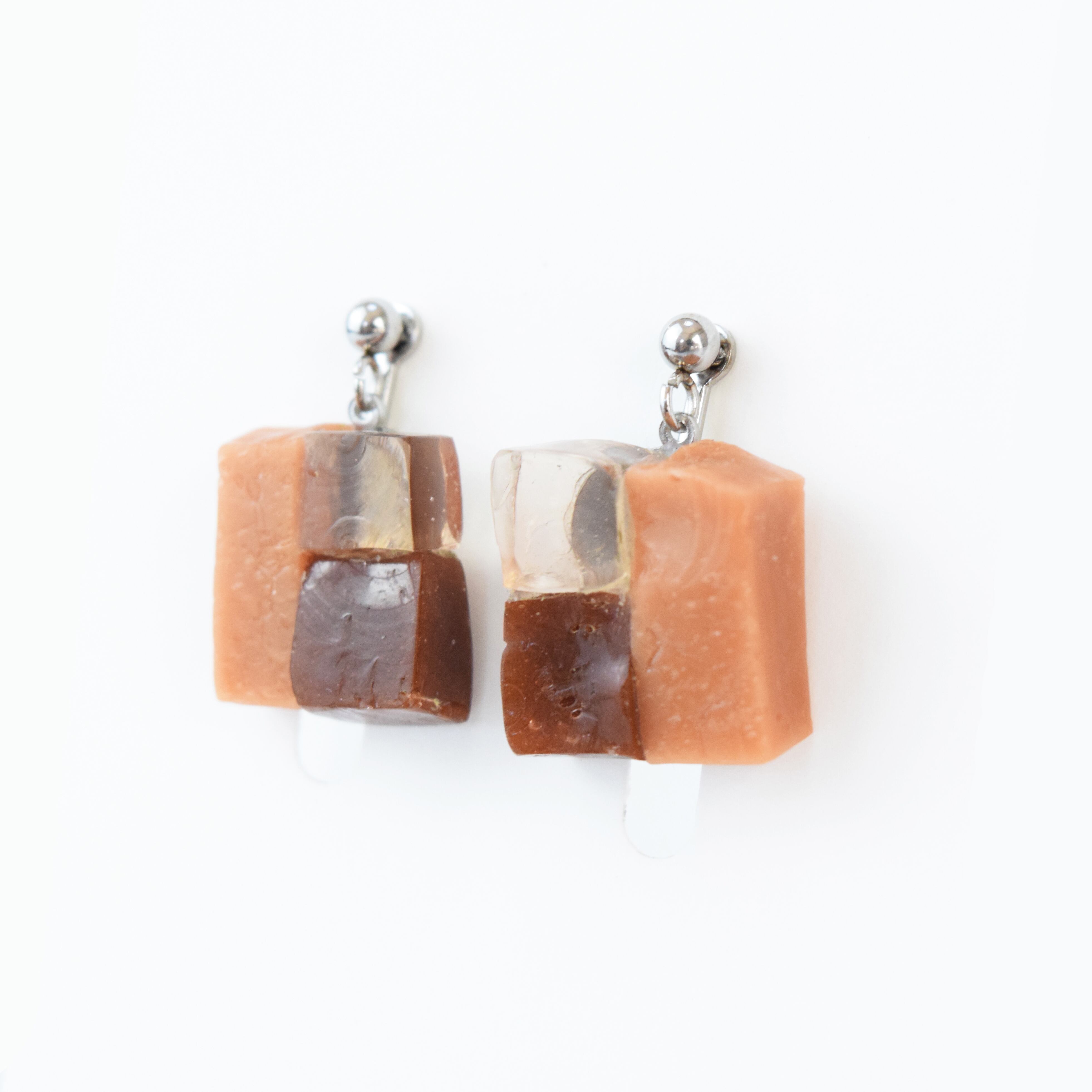 【ベーシック】揺れるイヤリングM　キャメル×茶×茶クリア