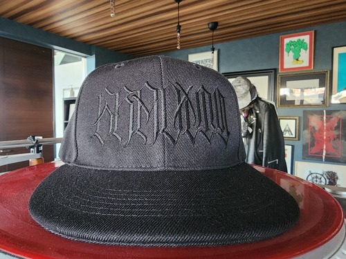 gravity ”type loko ke” SnapBack（BLACK / BLACK ）