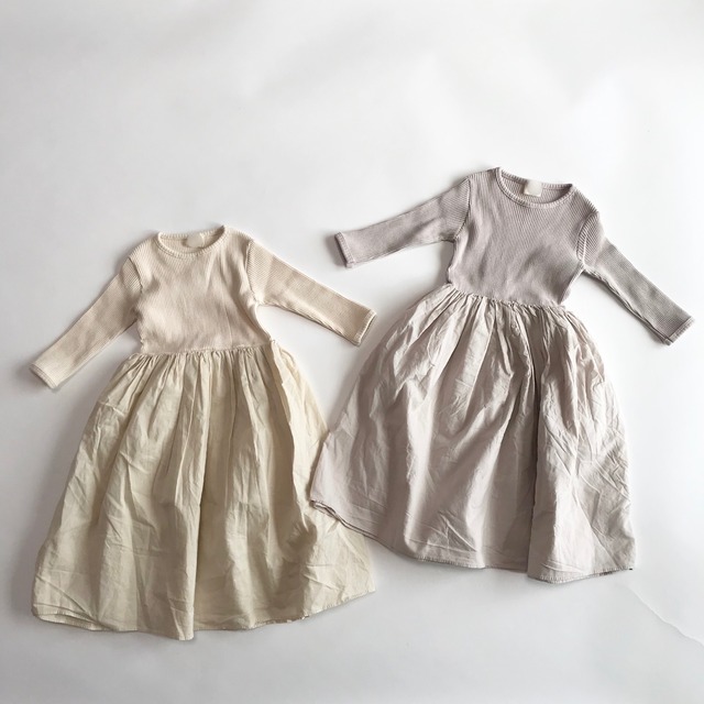 リブフレアワンピース