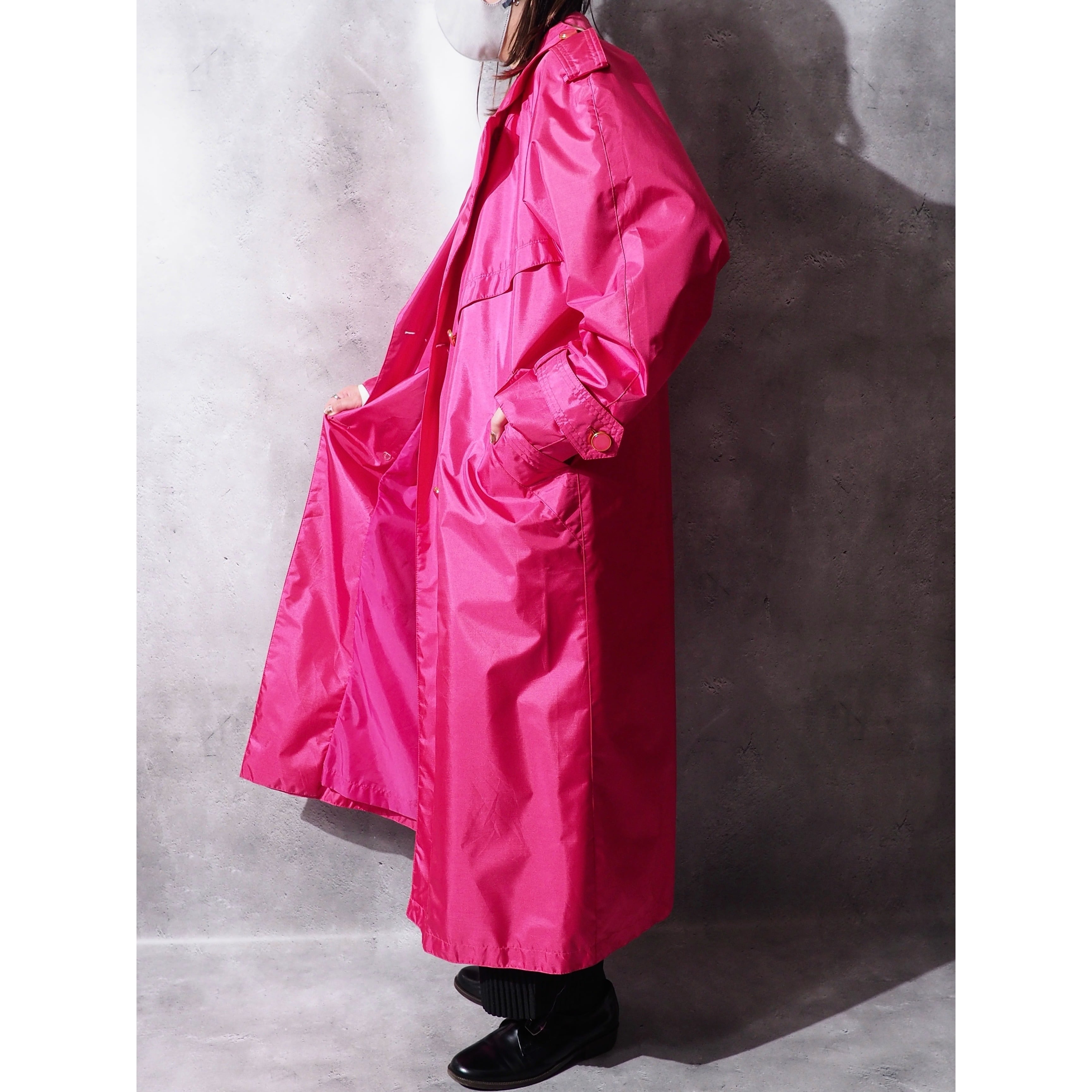 1990s Beautiful Vivid shocking pink color vintage loose long trench coat