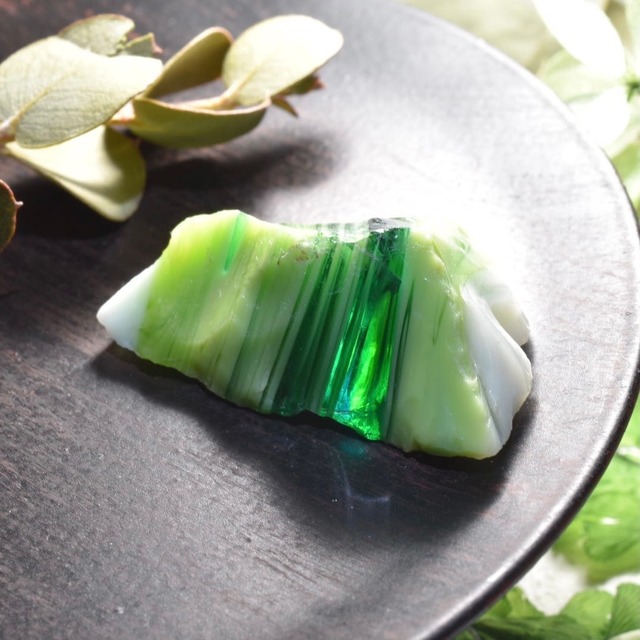 【送料無料】シエラネバダ産 アンダラクリスタル原石 " Self Love "