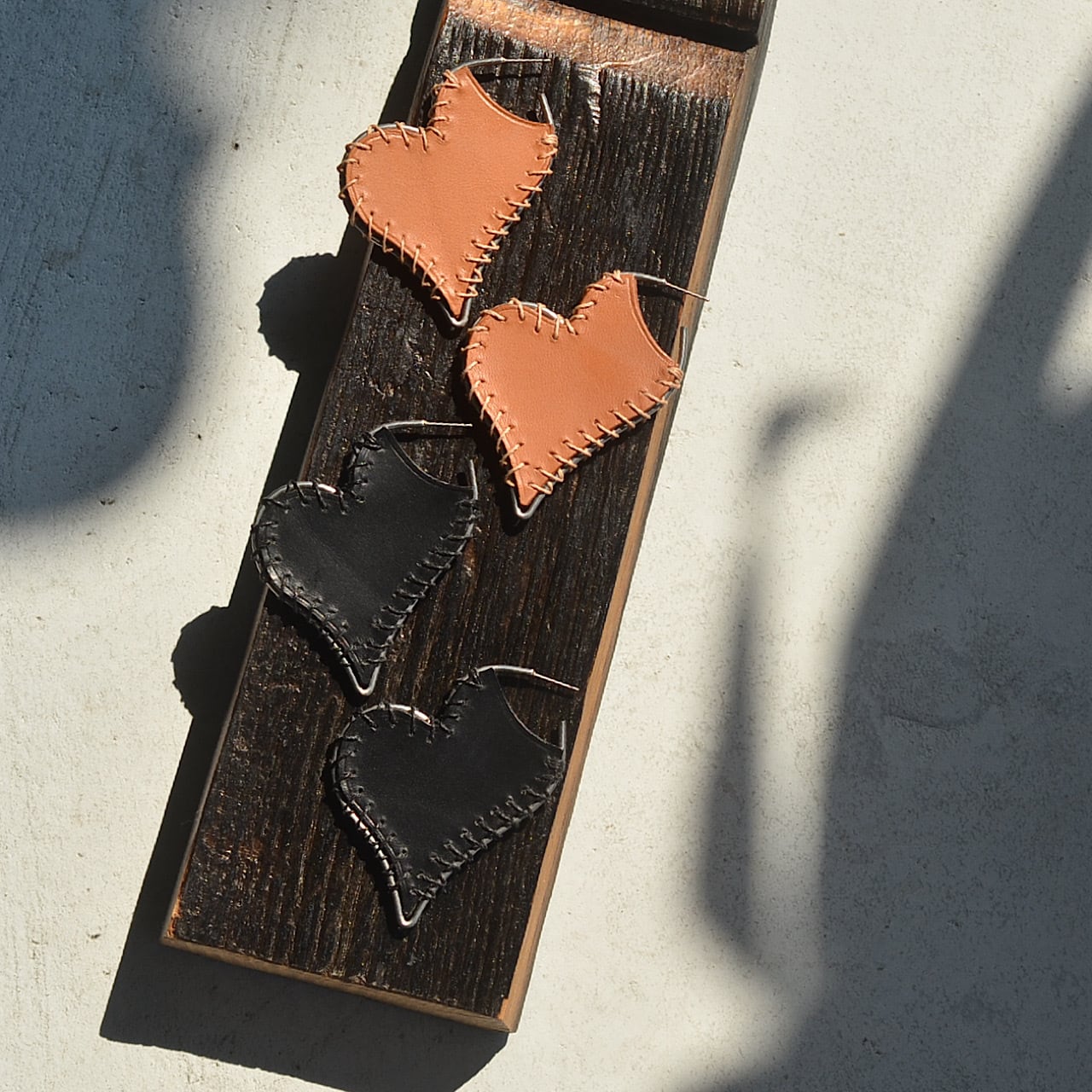 leather pierce 《Stitchy Heart》3colors