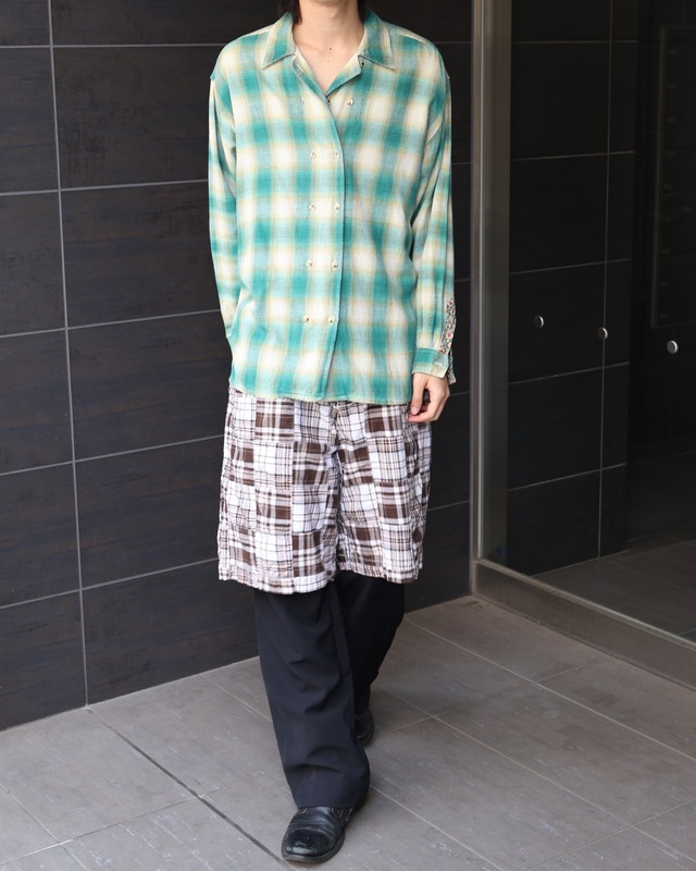 Check pattern double breasted shirt