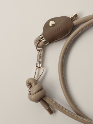 asymmetry tag（beige/long）