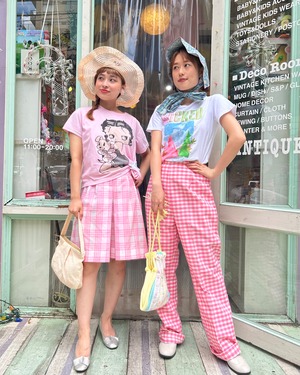 “Betty Boop” pink T-shirts
