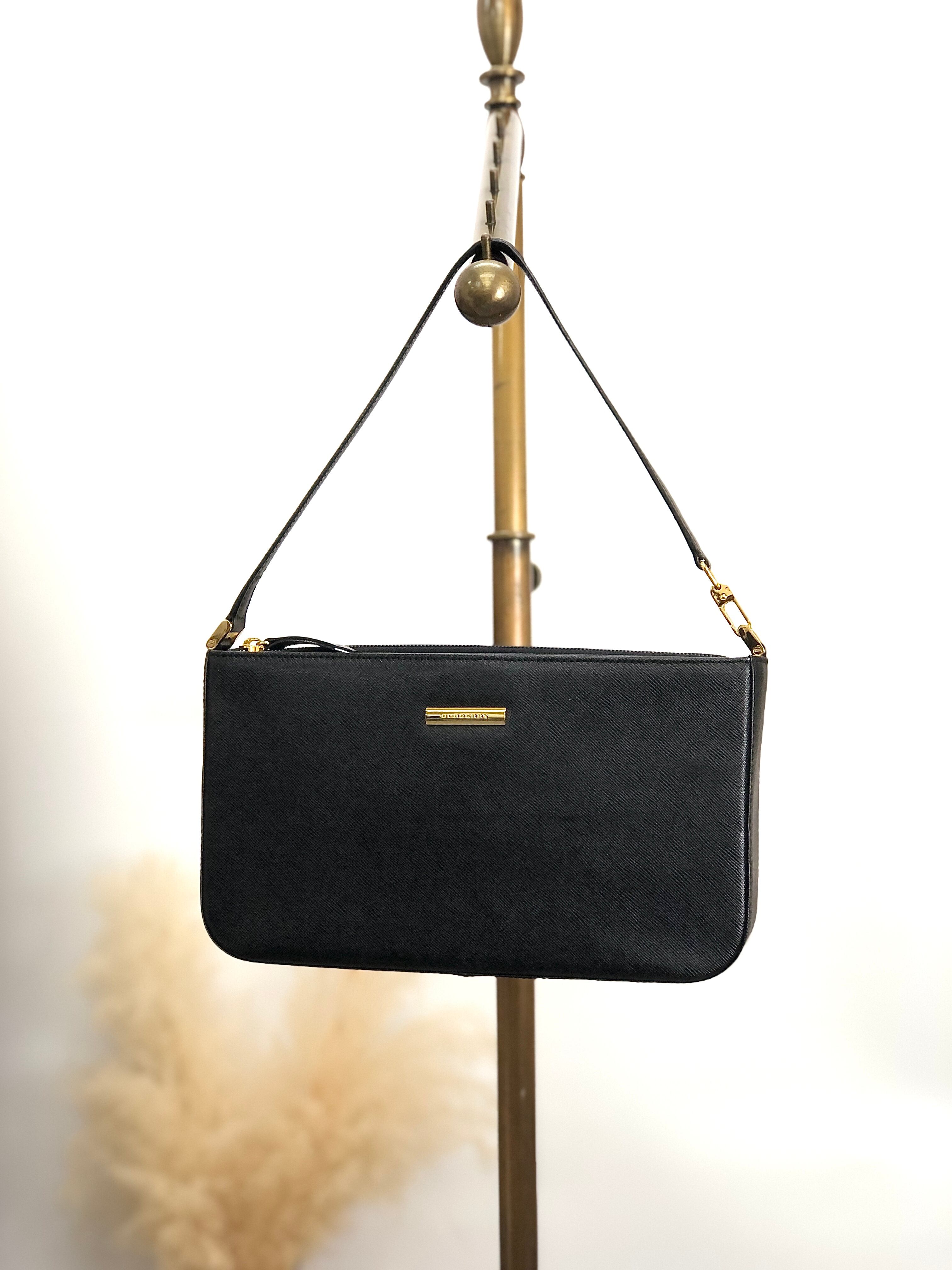 BURBERRY バーバリー ハンドバッグ ブラック ロゴ 型押しレザー ミニ  