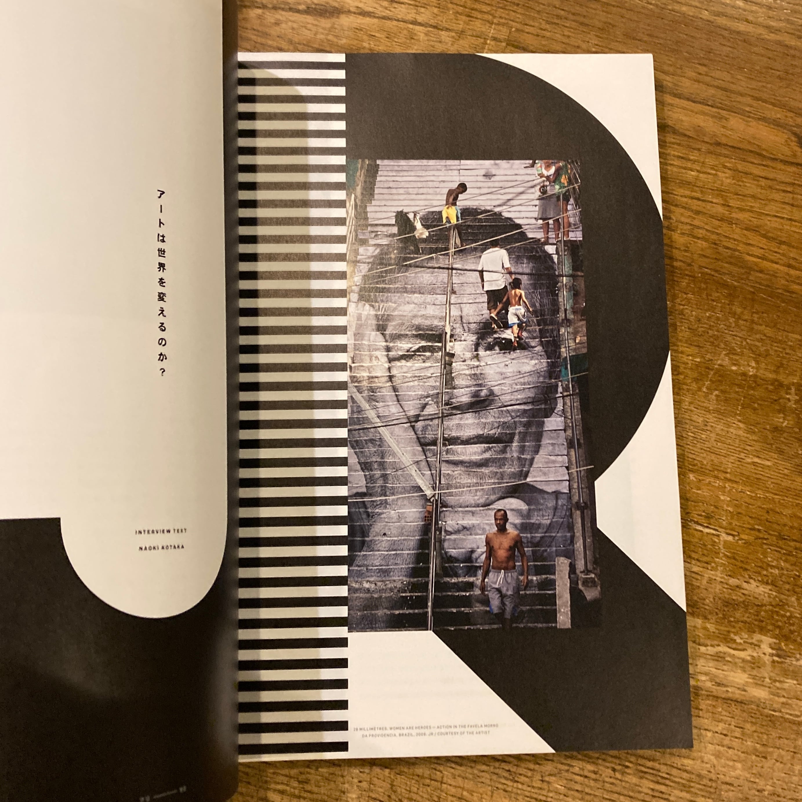 FREE Magazine Autumn / Winter 2015 Issue2 | 百年