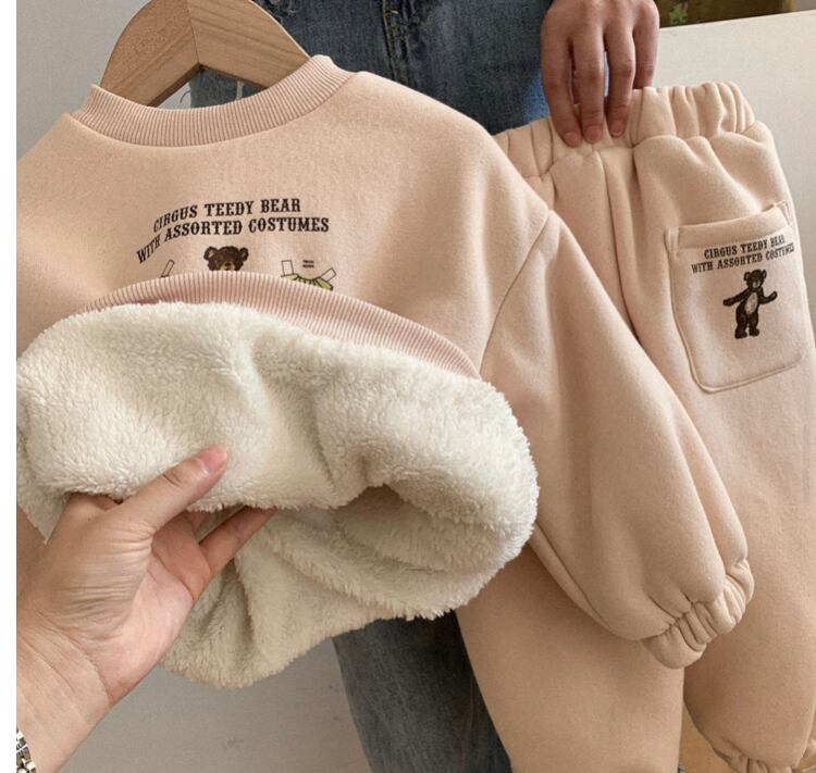 ベージュ】韓国子供服 くまさん セットアップ 100 かっこよく 