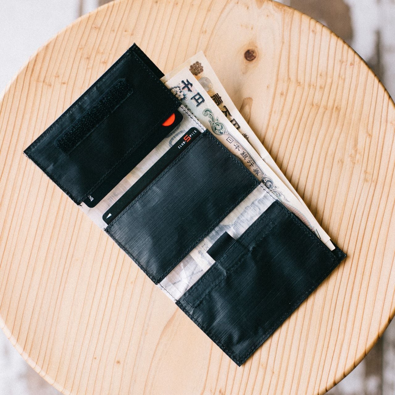 or this way / Trifold Wallet / Xpac UX10 x Dyneema | mujina