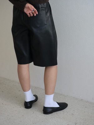 eco leather half pants