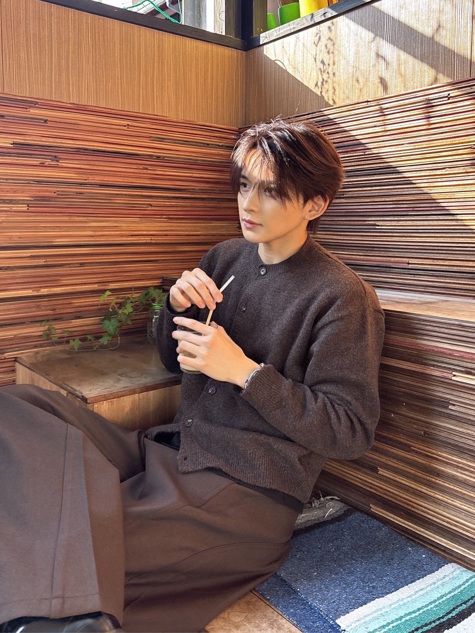 即納】RADIANT Cropped round cardigan | 韓国ファッション セレクト