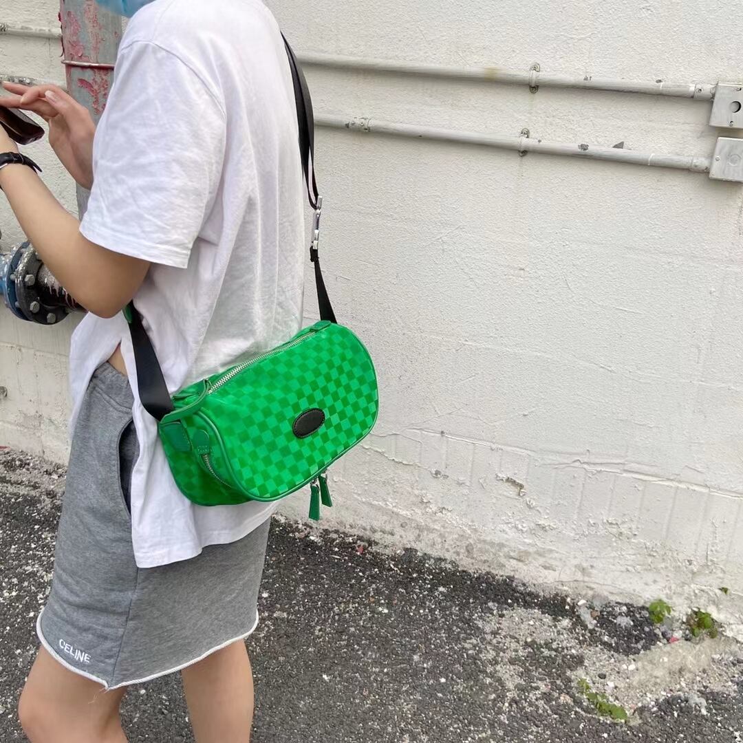 ブロックチェックショルダーバッグ　AS19-252