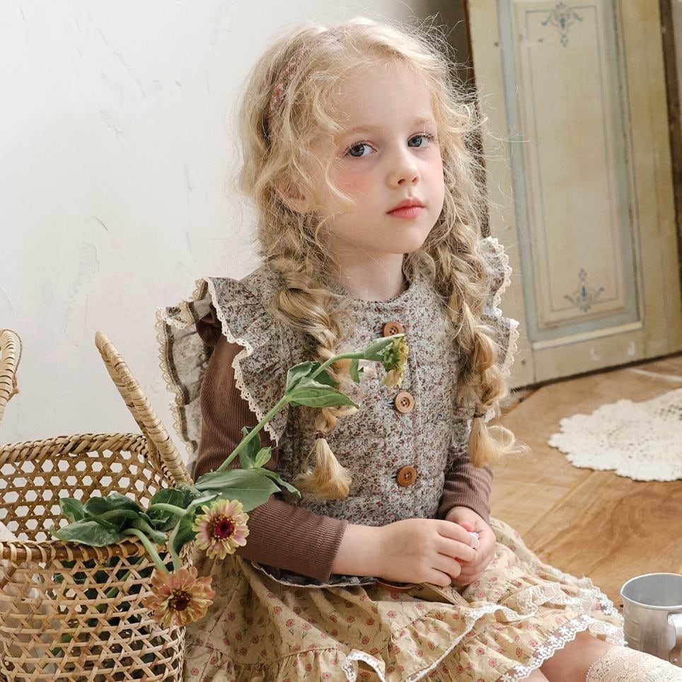 «Sold out»«puella flo» ロロシューベスト 2colors