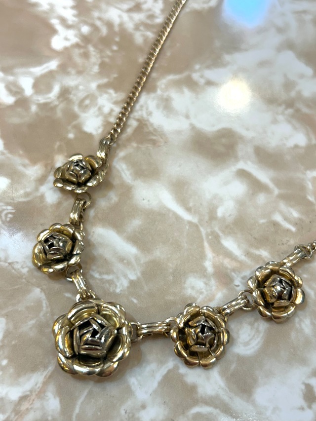 Vintage gold rose necklace