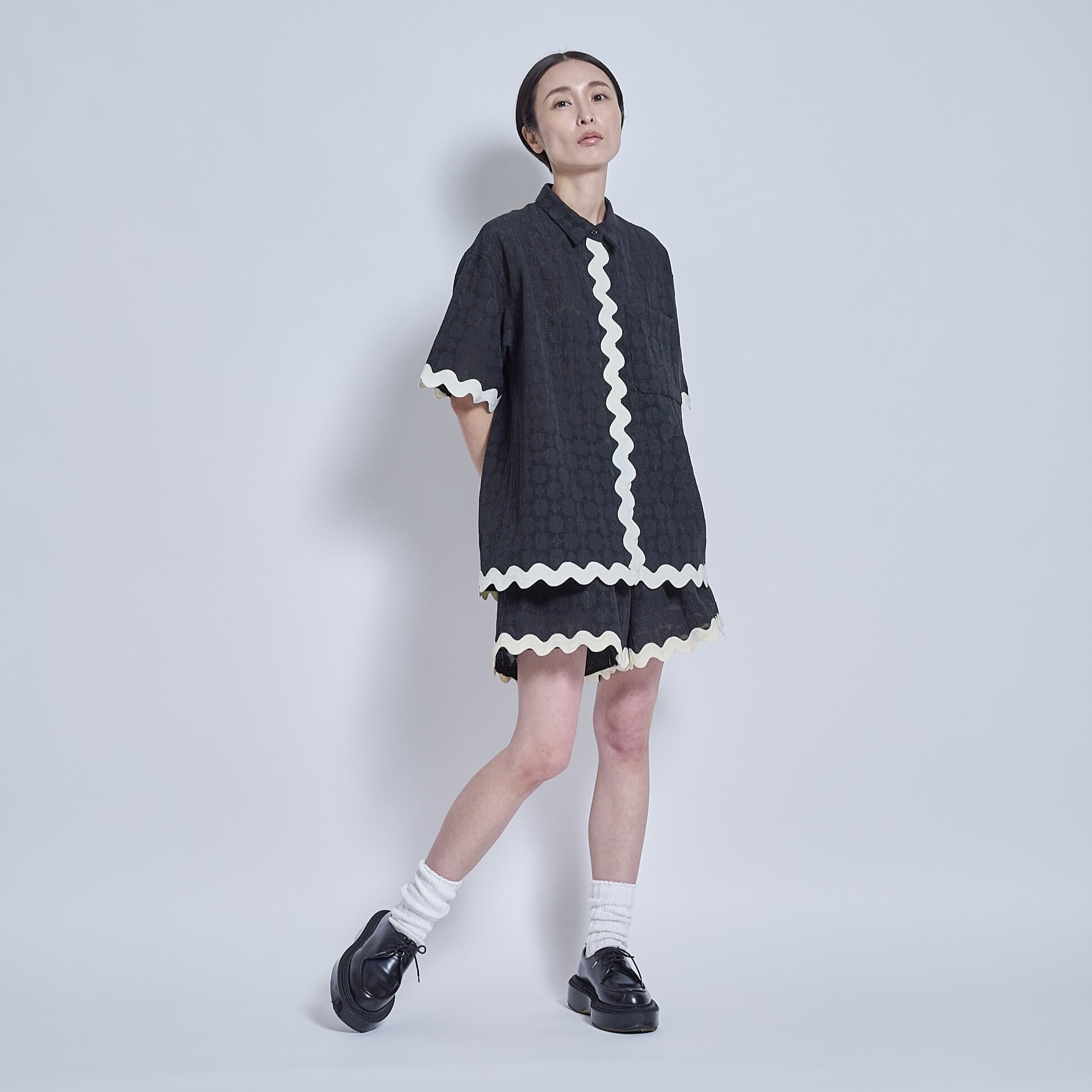 予約販売【 THOMAS MAGPIE 】 ウェーブショートパンツ(2262311