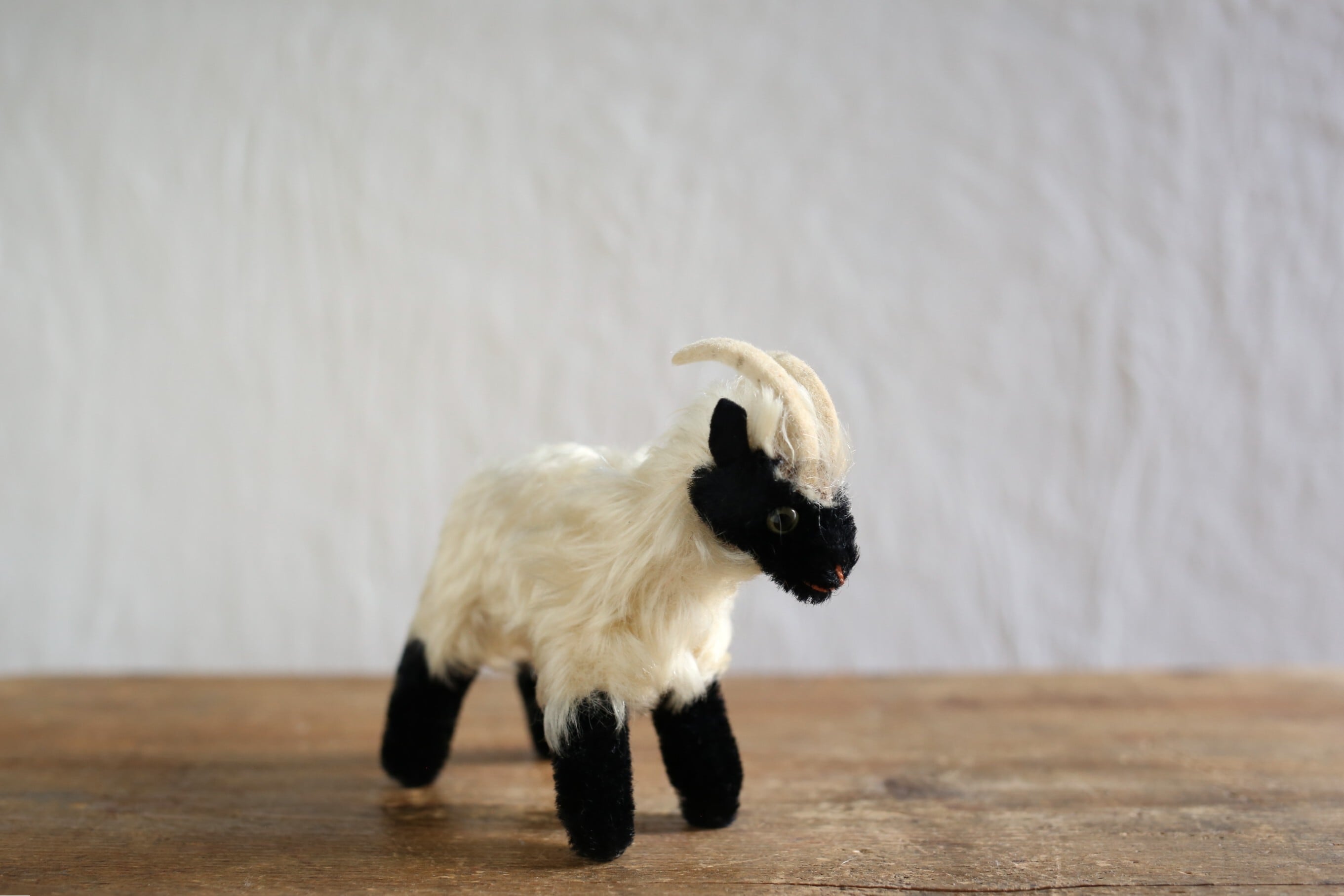 ドイツ ヴィンテージ Steiff シュタイフ 『Snucki』 山羊 12cm
