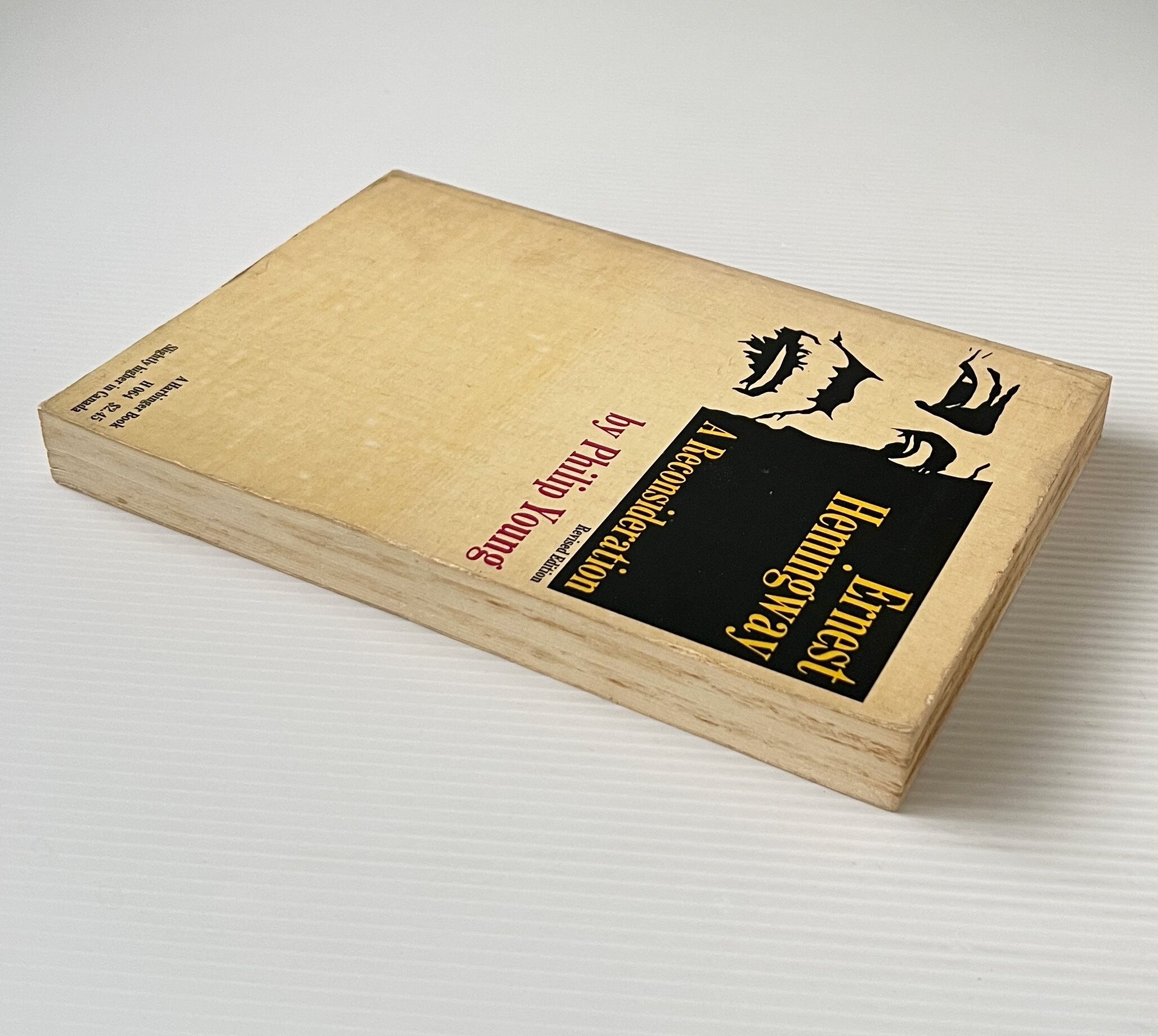 Ernest Hemingway: A Reconsideration <A Harbinger Book> / Philip Young / Harcourt, Brace & World