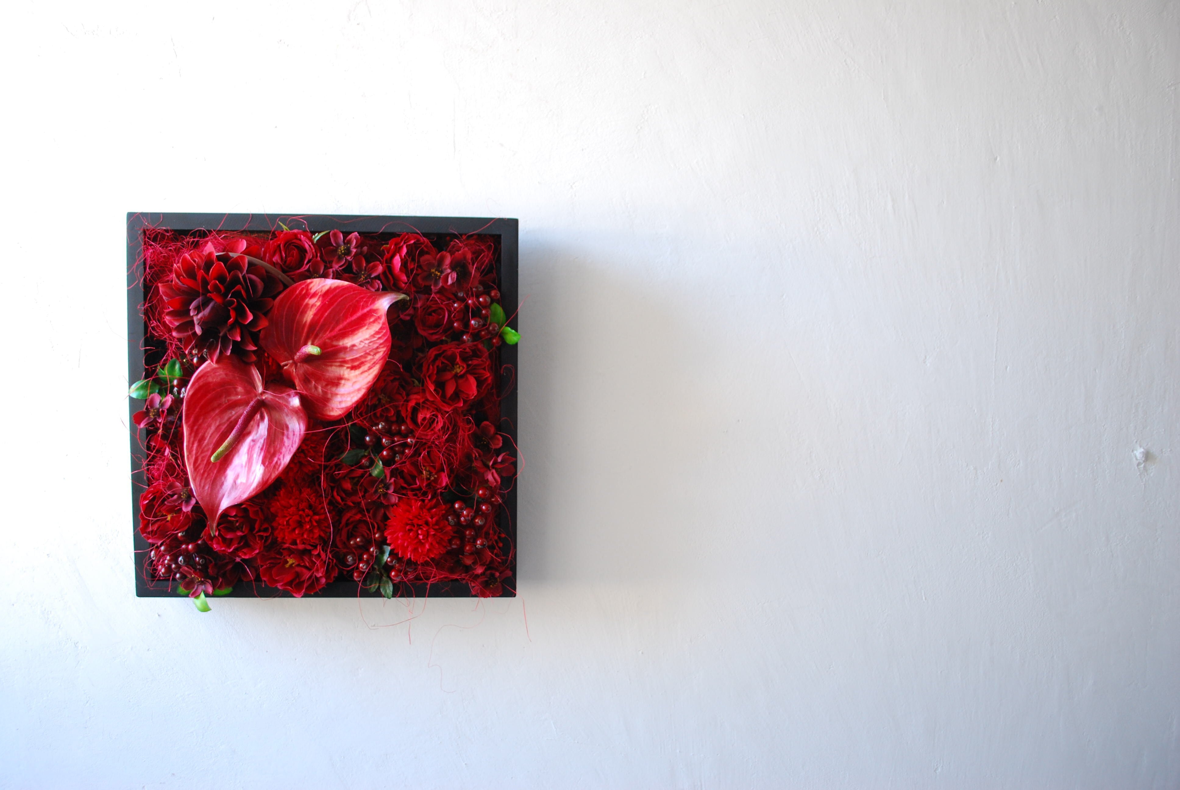 order | 壁掛けボックスアレンジ|赤