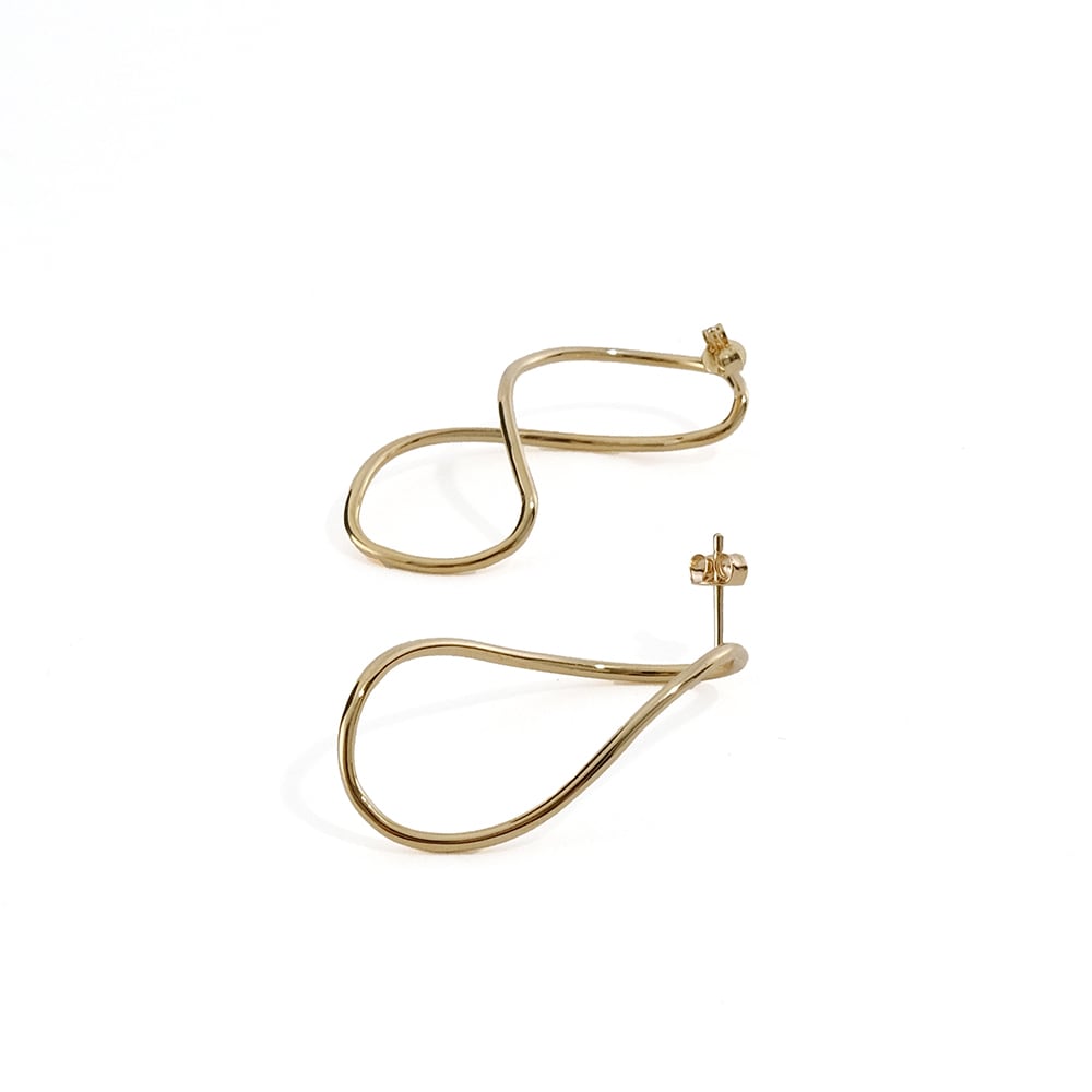 shesay アシンメトリーピアス | Zakka so-la