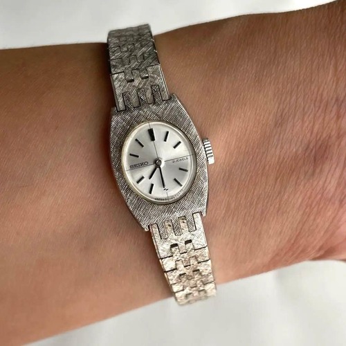 SEIKO 手巻き腕時計