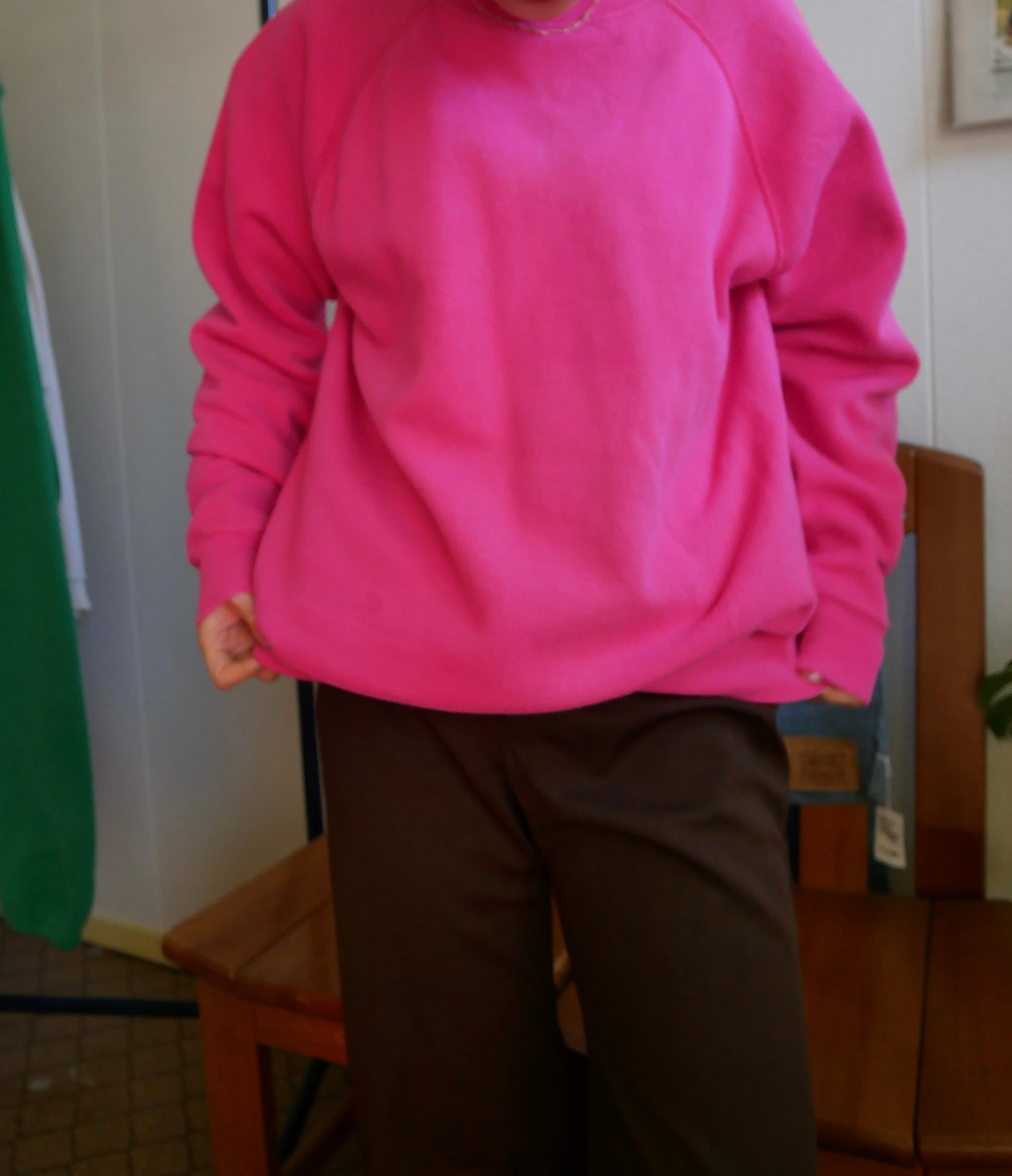 90s～US Hanes Her Way hot pink sweat