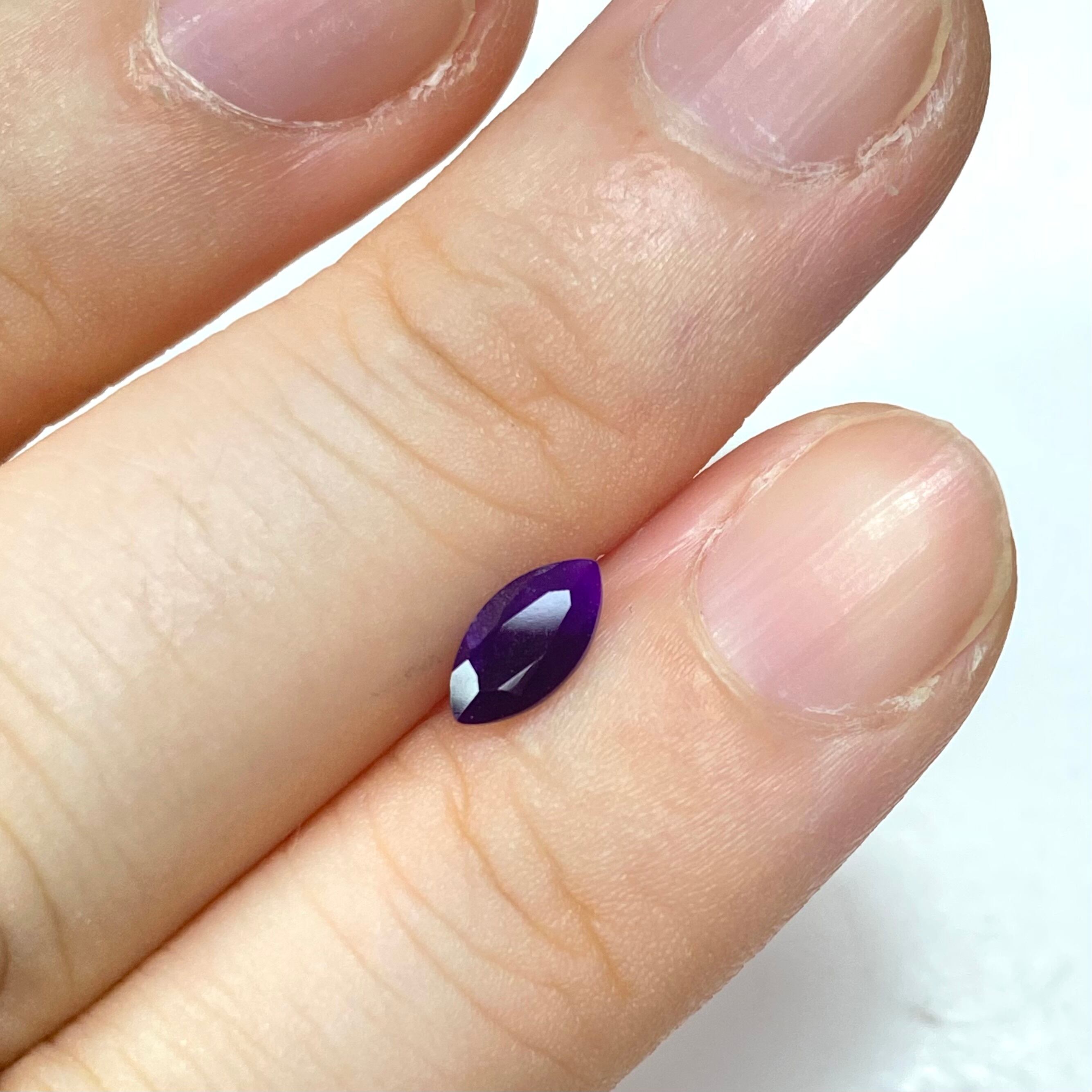 魅惑的なザパープル スギライト