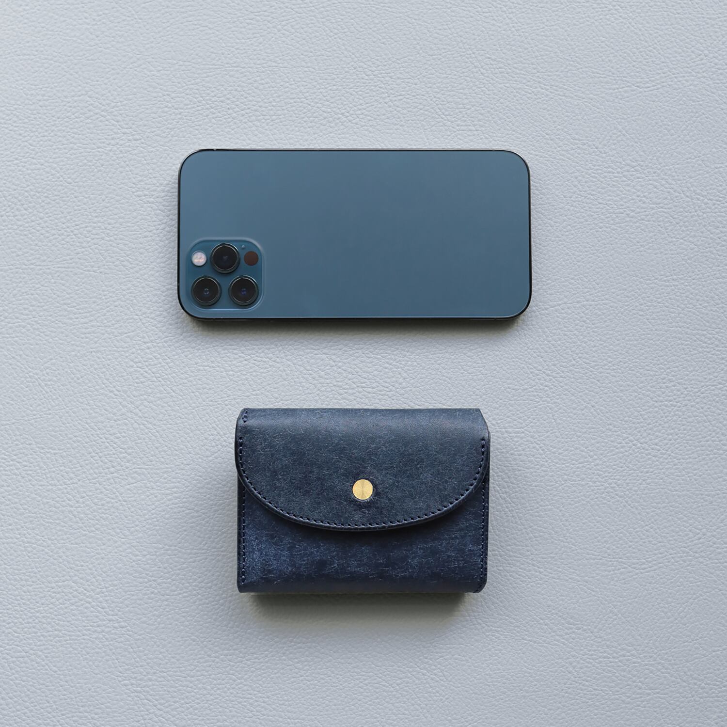 Iru×IKENOHATA GINKAWATEN】PUEBLO LEATHER COMPACT WALLET Brass / 受注生産 6月上旬〜6月中旬 発送予定 | LIBERTAS公式ショップ Iru×IKENOHATA GINKAWATEN】PUEBLO LEATHER COMPACT WALLET Brass / 受注生産 6月上旬〜6月中旬 発送予定 | LIBERTAS公式ショップ