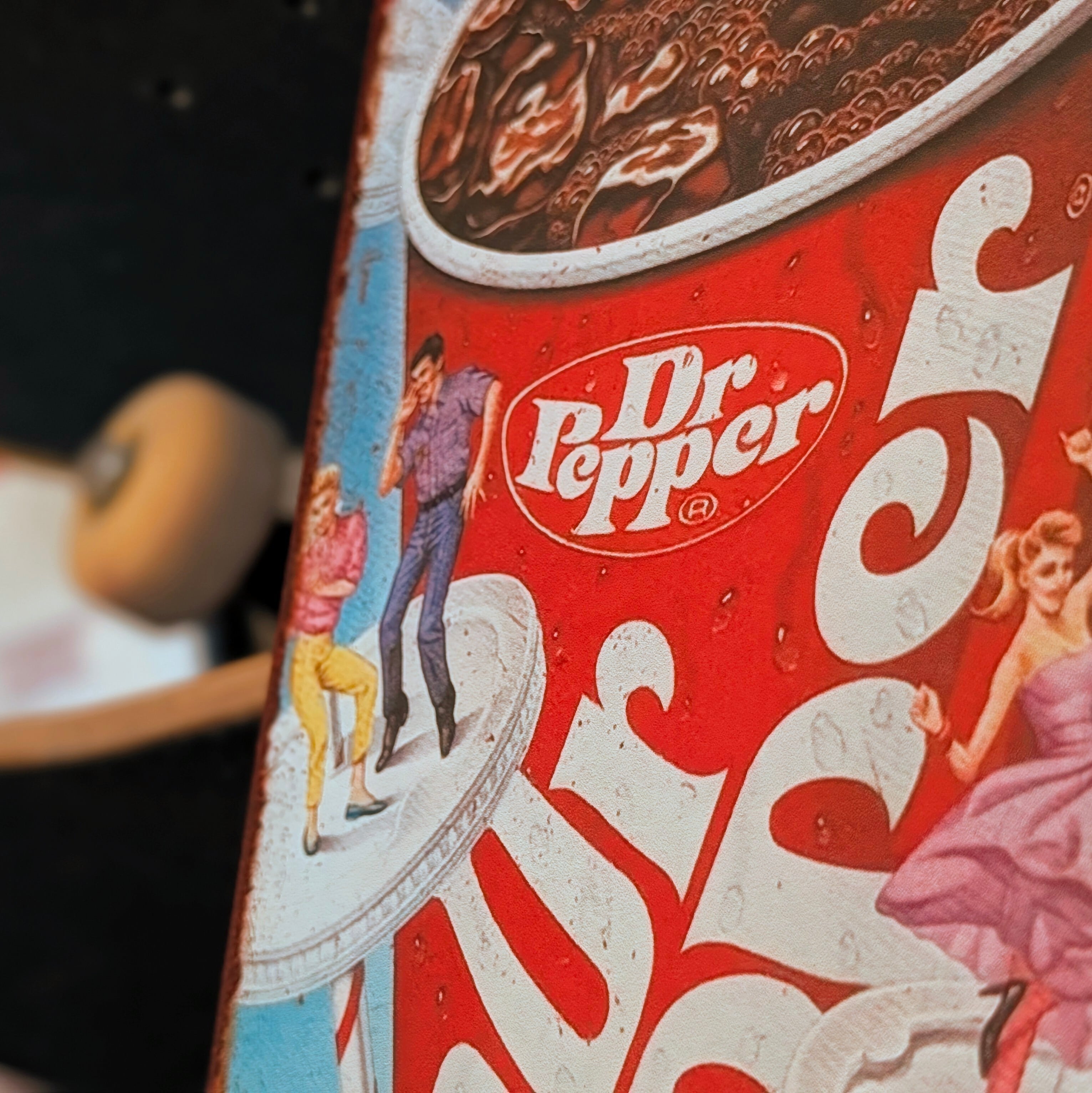 送料無料!ちょうどいいブリキ看板【 Dr.Pepper ( ドクター・ペッパー ) 】 METAL SIGN / メタルサイン / ブリキ看板 / サインボード / ビンテージ加工〚アメリカン雑貨 アメトイ〛