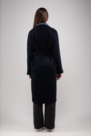 ウクライナ産プレミアムウール100%ロングコート（蒼）平行縫い　シルク手刺繍