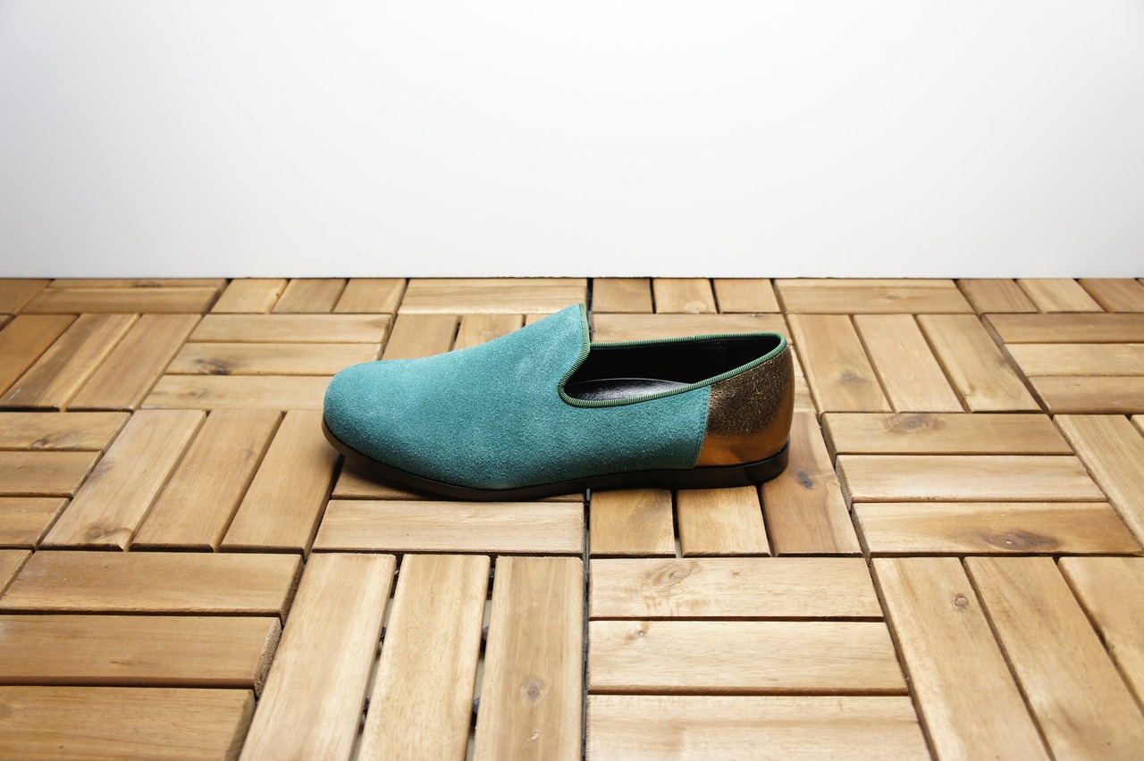 SLIP-ON SHOES (SUEDE)