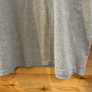 【GILDAN】リバーヒル高校 Tシャツ ラクロス XL アーチロゴ ビッグサイズ プリント US古着 アメリカ古着