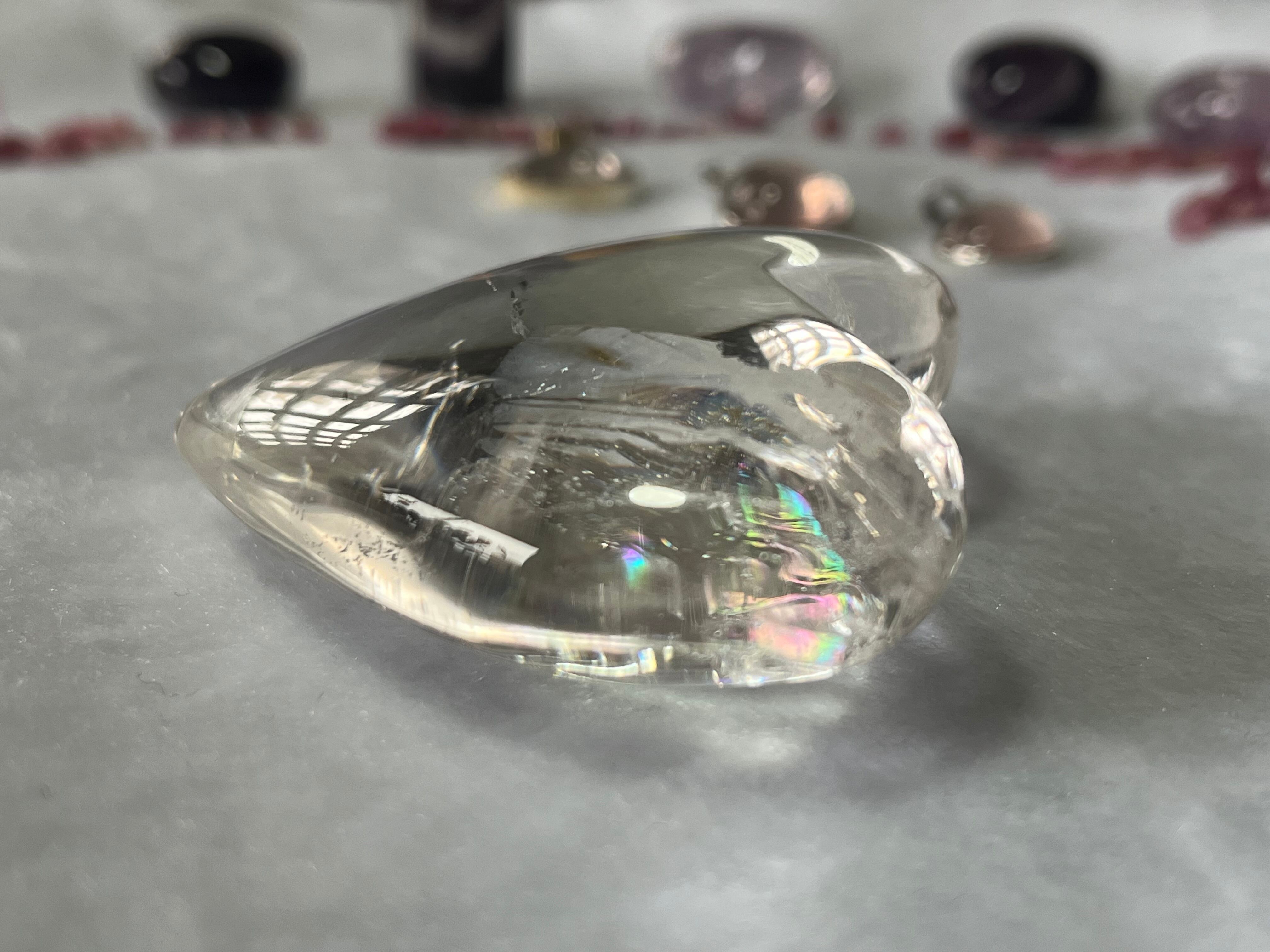 ハート型の水晶（虹入り） | Pay ID