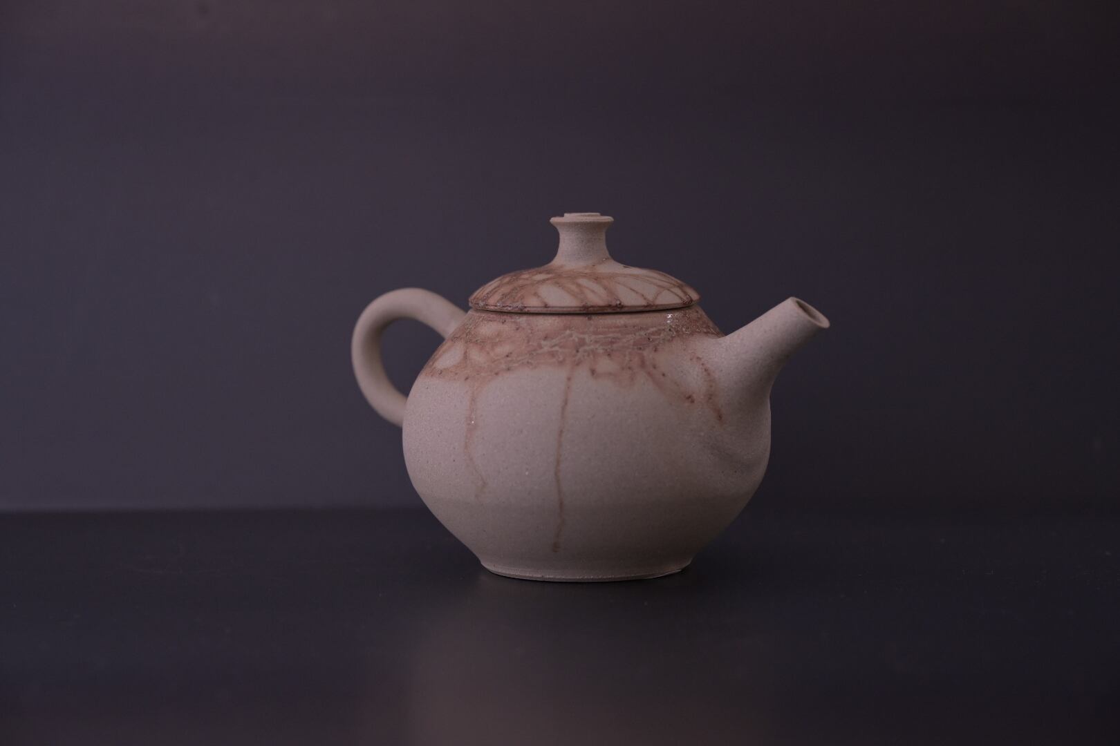 谷川仁 藻掛白泥茶銚 後手 | 鎌倉倶楽部 茶寮