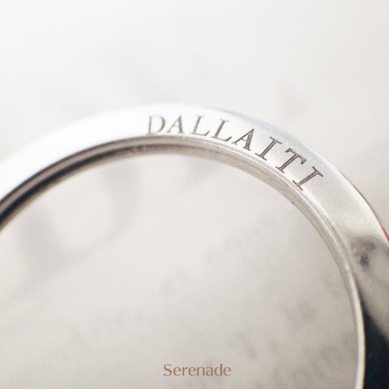 DALLAITI イタリア製レザーキーホルダー ピアノ