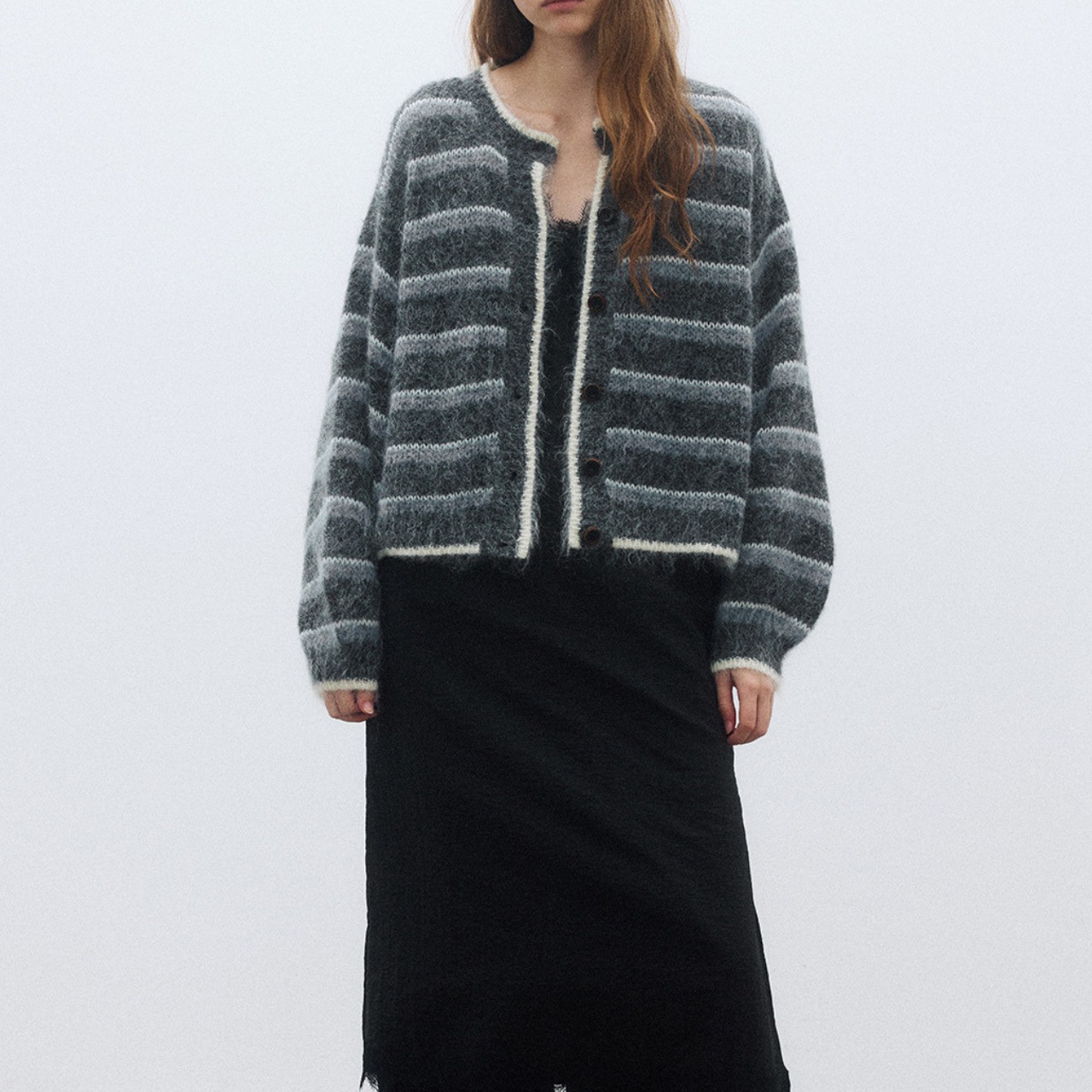 Loose Silhouette Knit Cardigan T3516