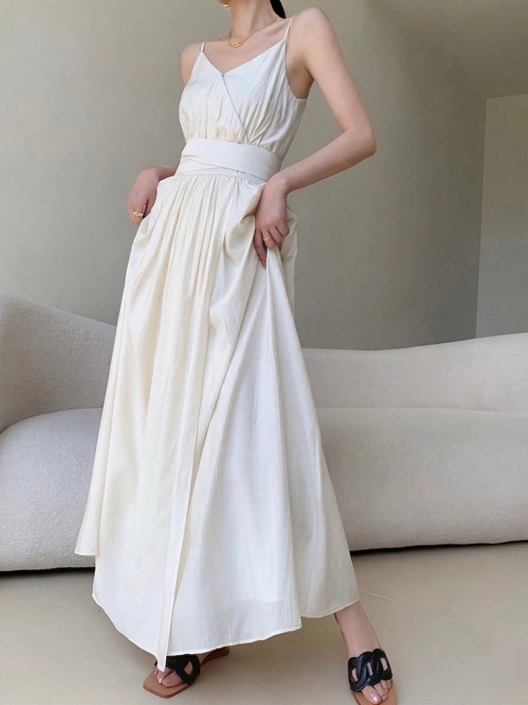 cross neck elegant gathered maxi dress.3122