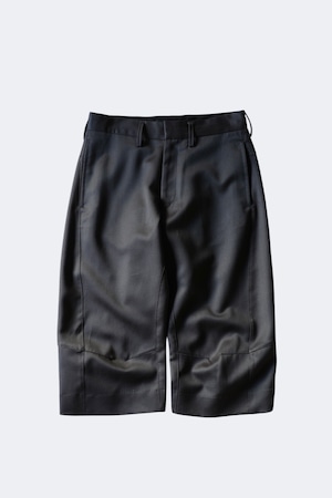 Omar Afridi【KNEE DARTED FLARE SHORTS  -GRAY-】