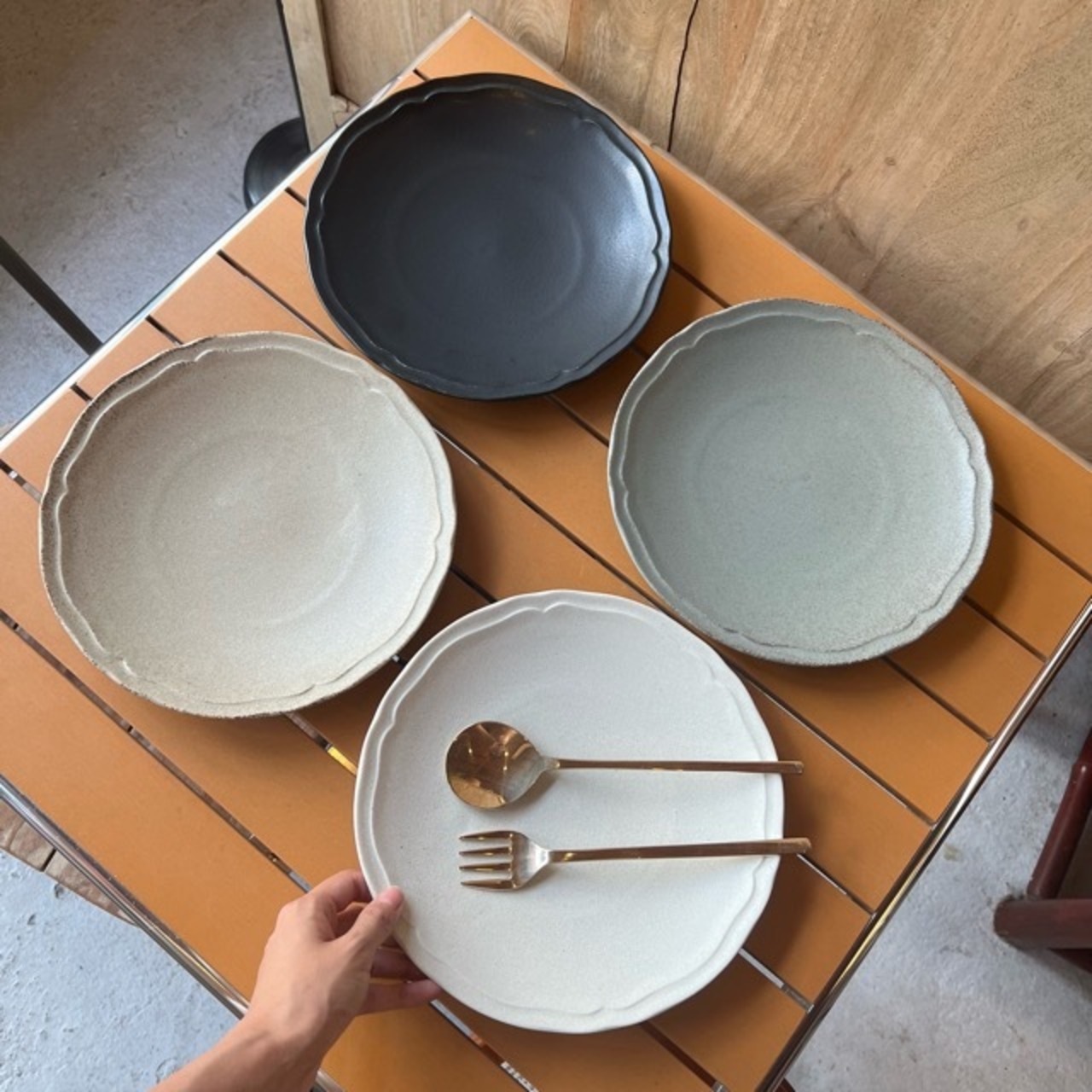 リンカ9inchプレート  4Color　大皿 軽量 軽い 日本製 美濃焼　プレート　plate