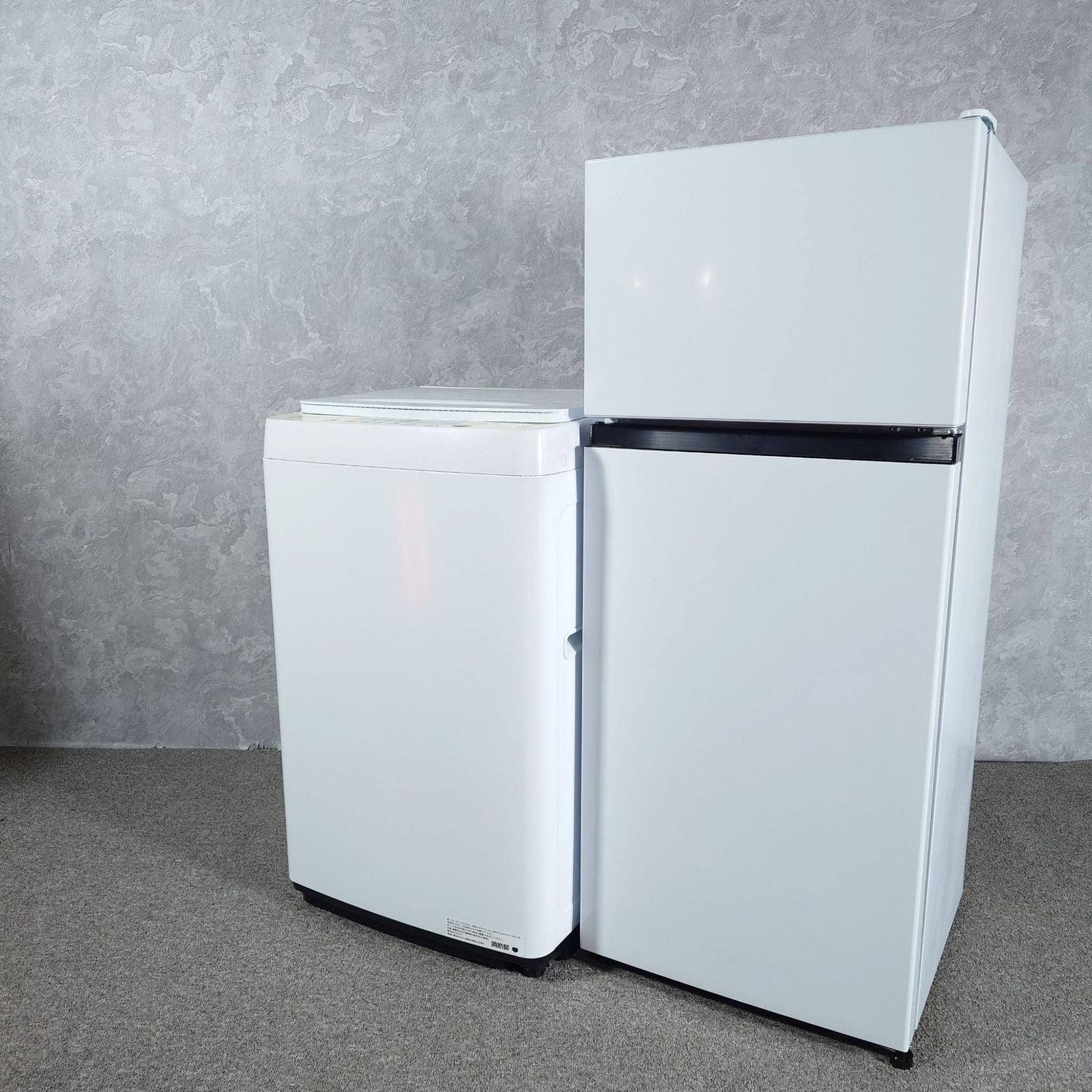 2023年製 ハイセンス 124L 冷蔵庫 HR-B12E3W HISENSE ハイセンス