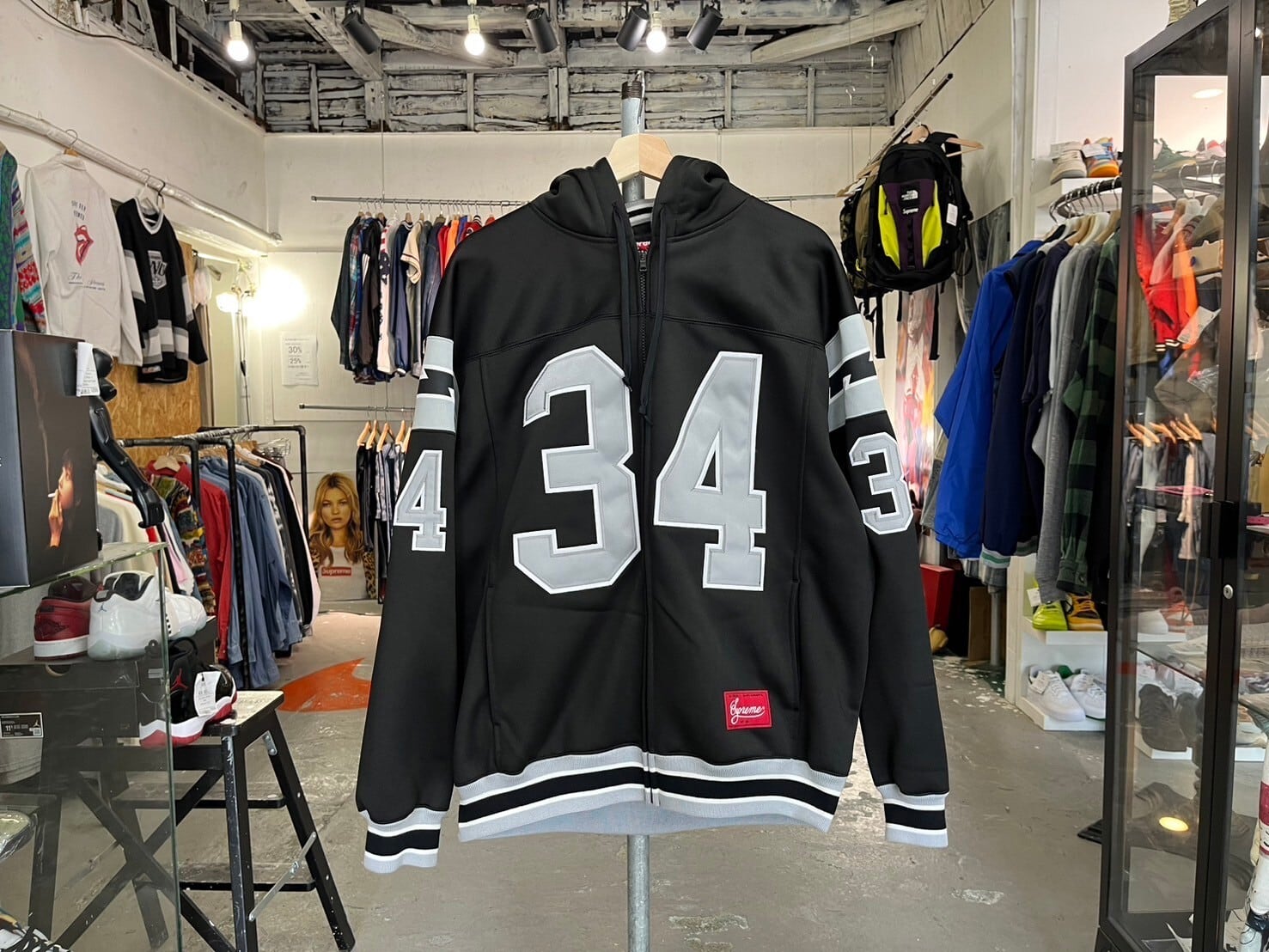 Supreme FOOTBALL ZIP UP HOODED SWEATSHIRT BLACK LARGE 49181 