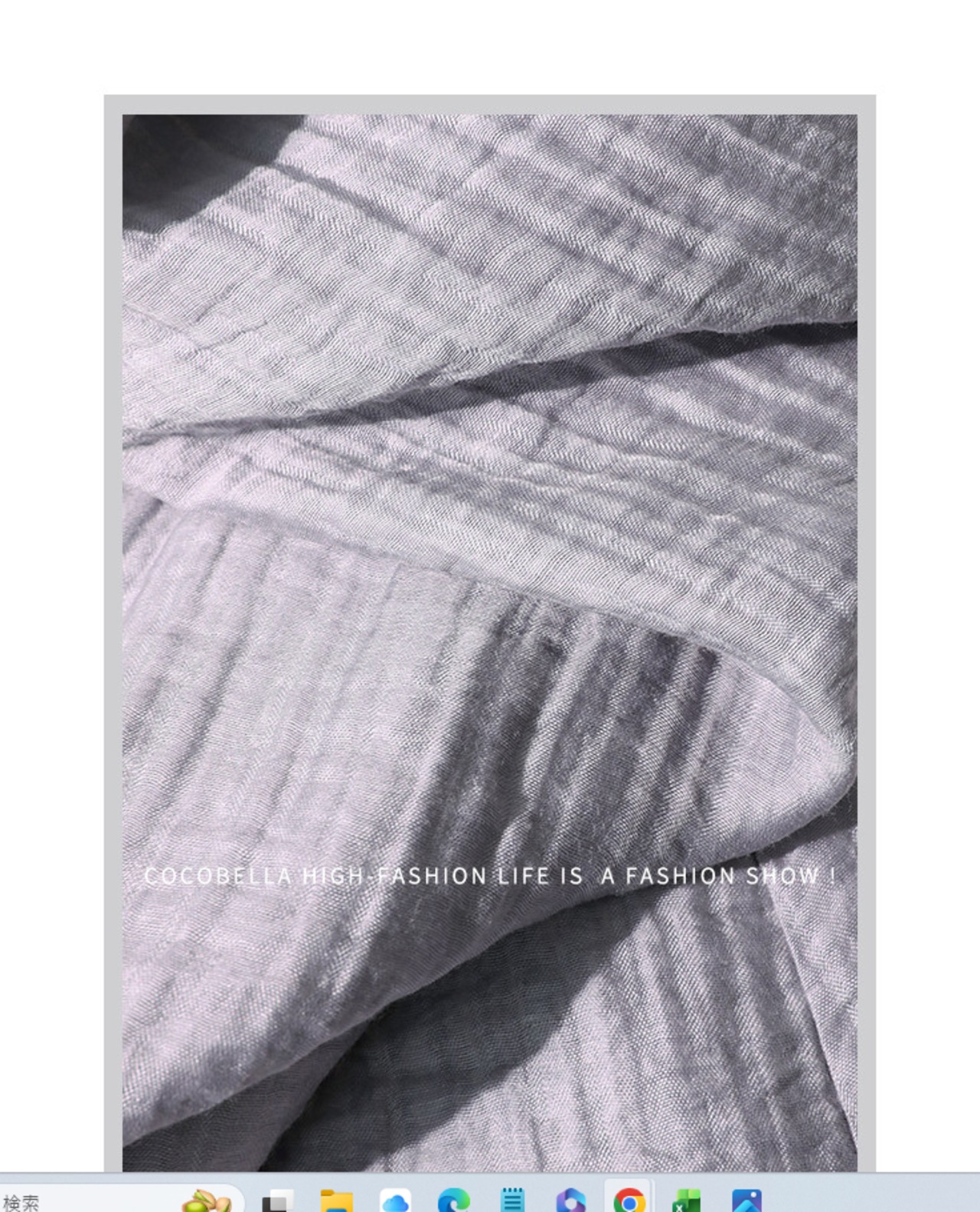 プリーツワンピース