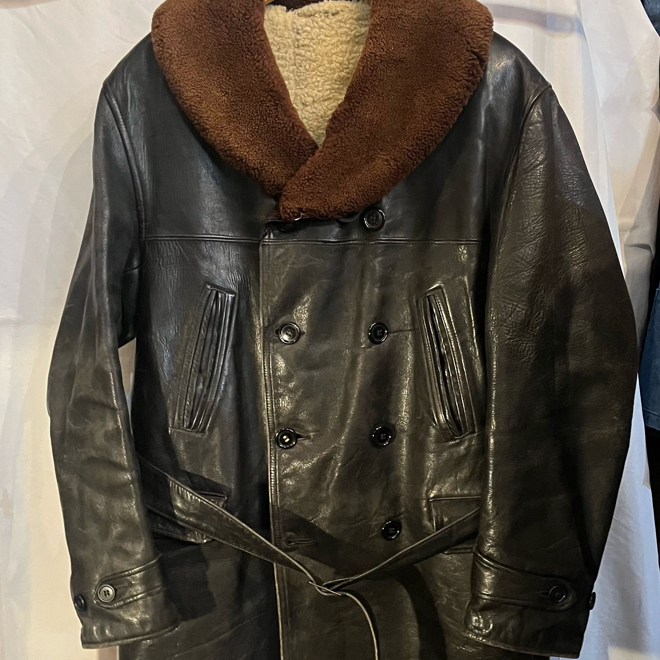 40s vintage バックスバニー レザー スコードロンパッチ 40s vintage バックスバニー レザー スコードロンパッチ | 旅する古着