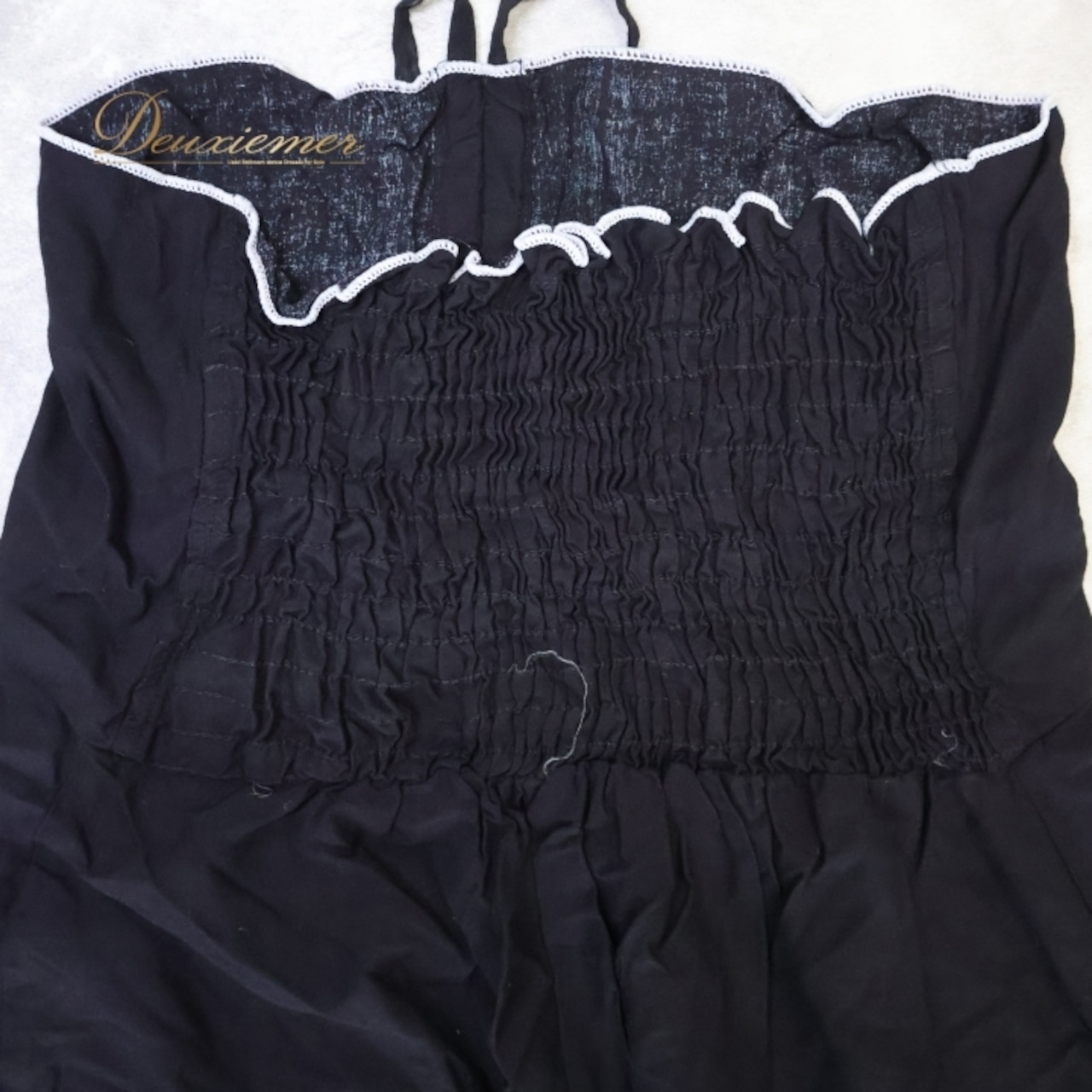 フラダンス 衣装 ワンピース ドレス Favant Hawaii ブラック系 ホワイト系 ホルターネック アシンメトリー モノトーン 花柄 かわいい 華やか 上品 きれい 大人っぽい 黒 白 ハワイアン アロハ ハワイアンプリント フラ ダンス レッスン 練習