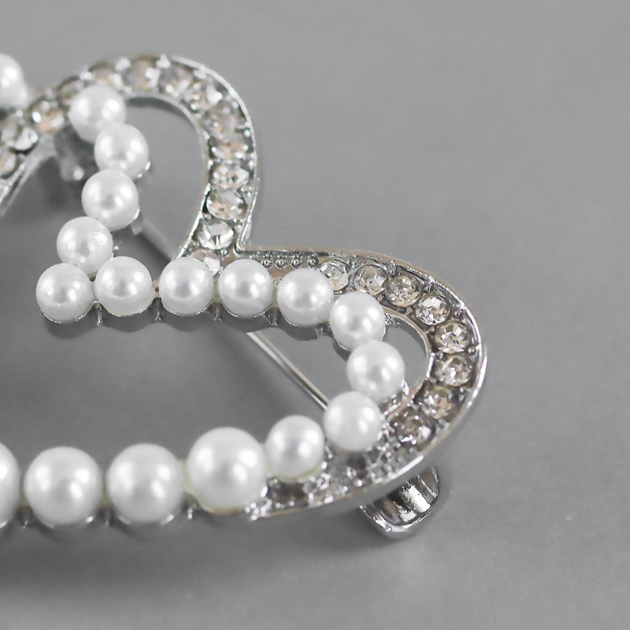 【ネコポス便】ブローチ パールモチーフ ブローチ リース ハート スター ムーン リボン サークル 合金 ゴールド シルバー レディース ブローチ フォーマ 2559