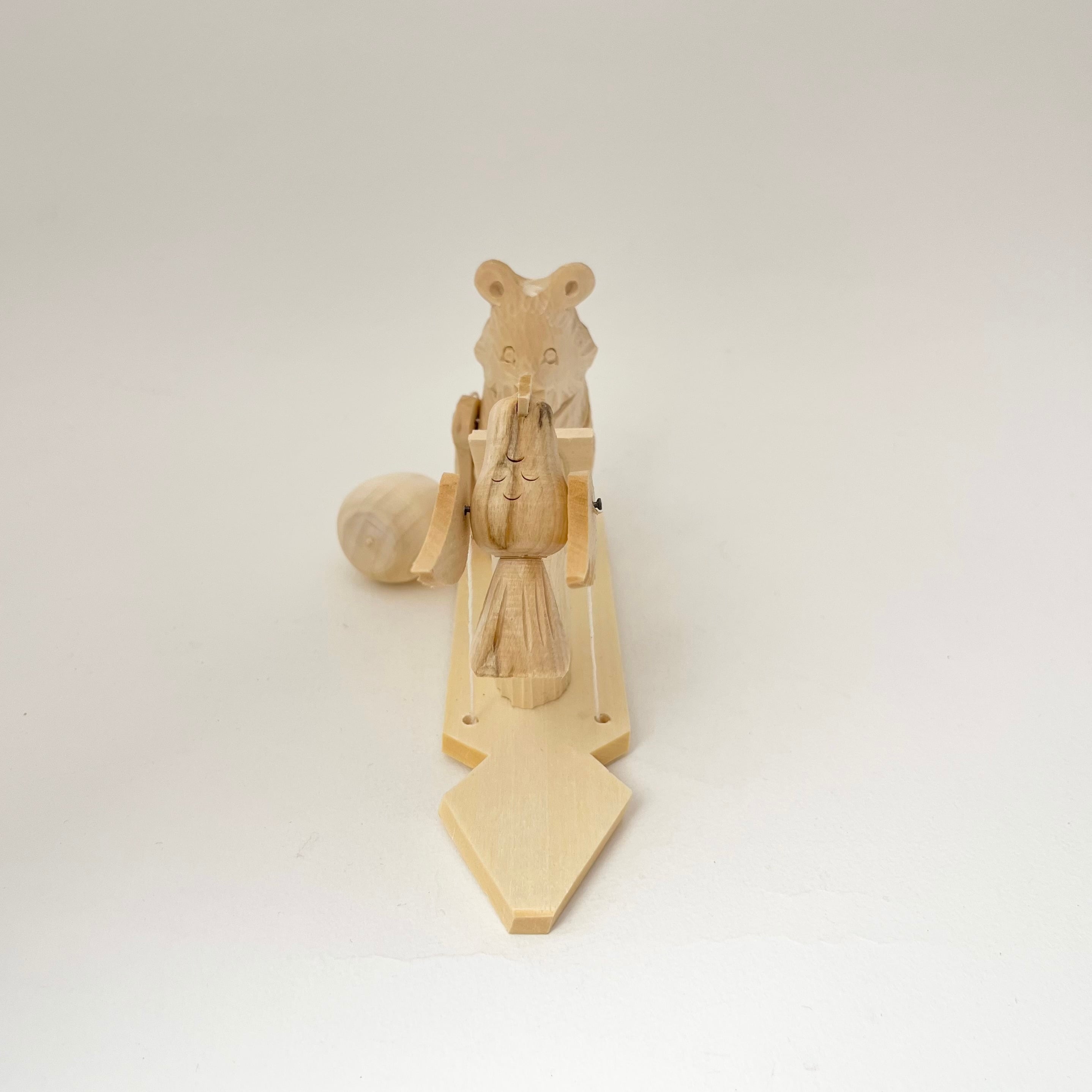 ボゴロツコエ木地玩具「クマの指揮者」