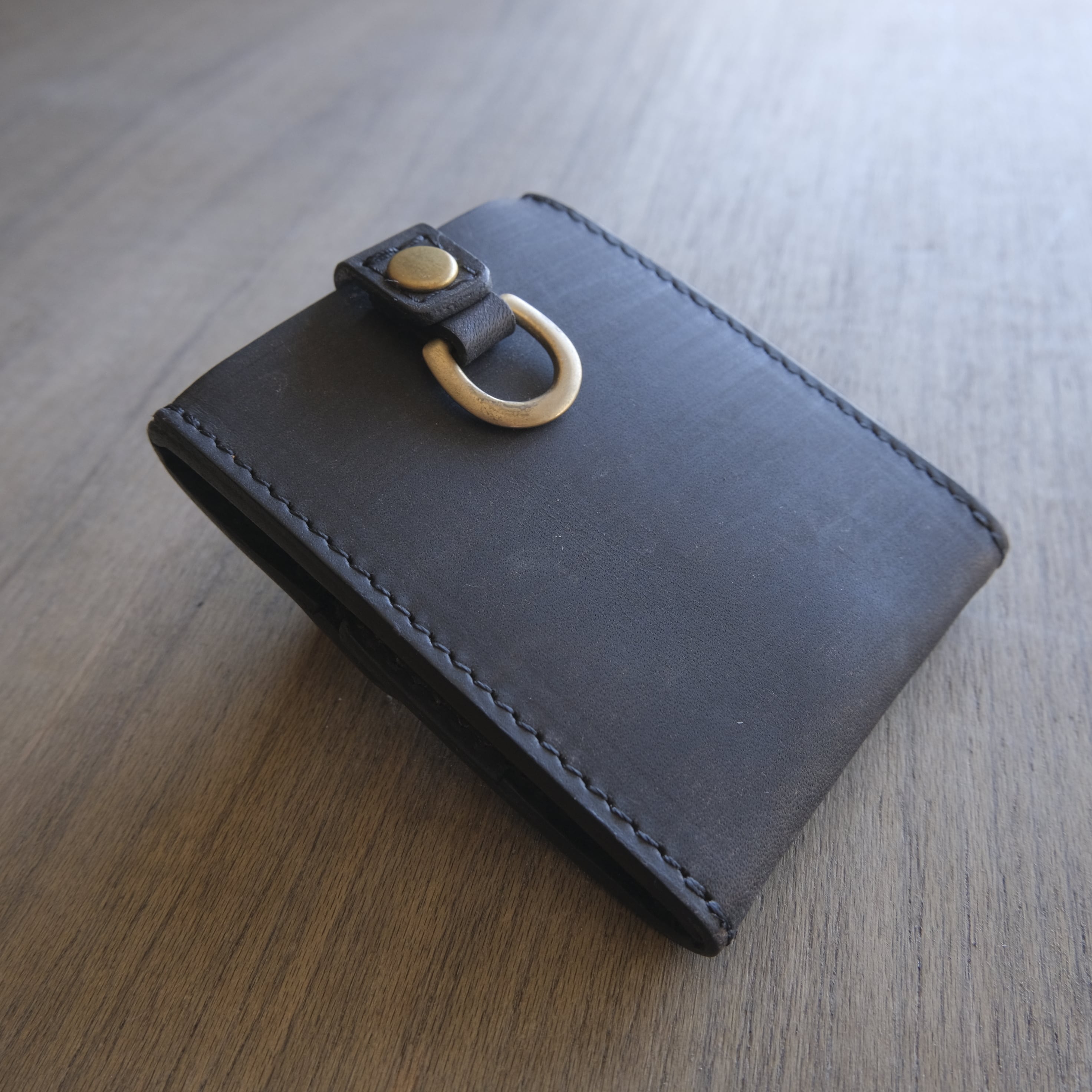 黒鉄染め】完結財布「ます」 | 拵