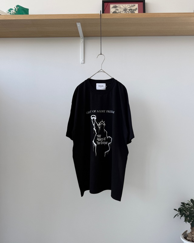 RxGx AGxxNxT THx MAxxxNE x BEGGARS BANQUET T-shirt-Wasted youth classics-