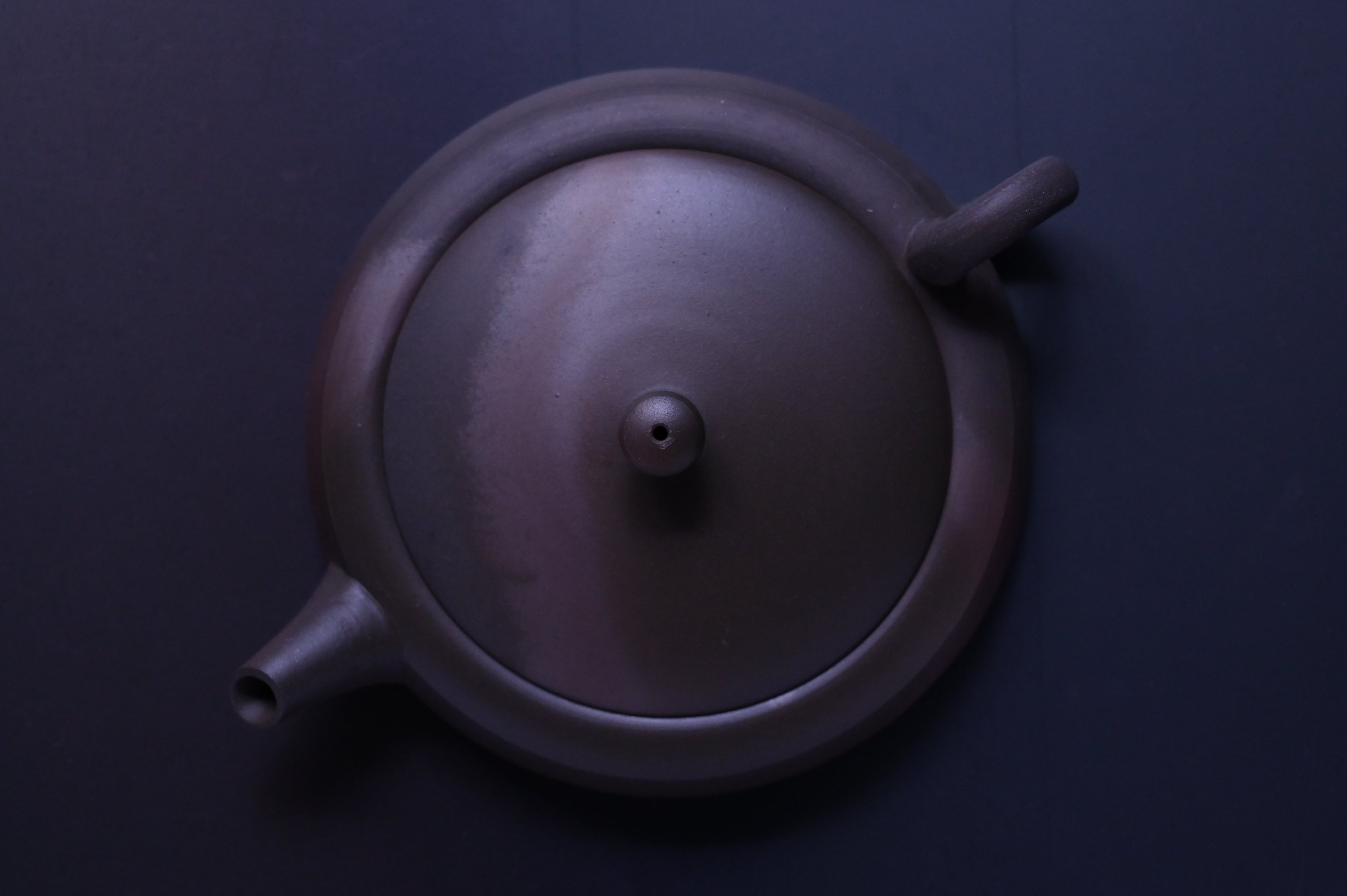 伊藤成二 超極平型窯変茶壷 | 鎌倉倶楽部 茶寮