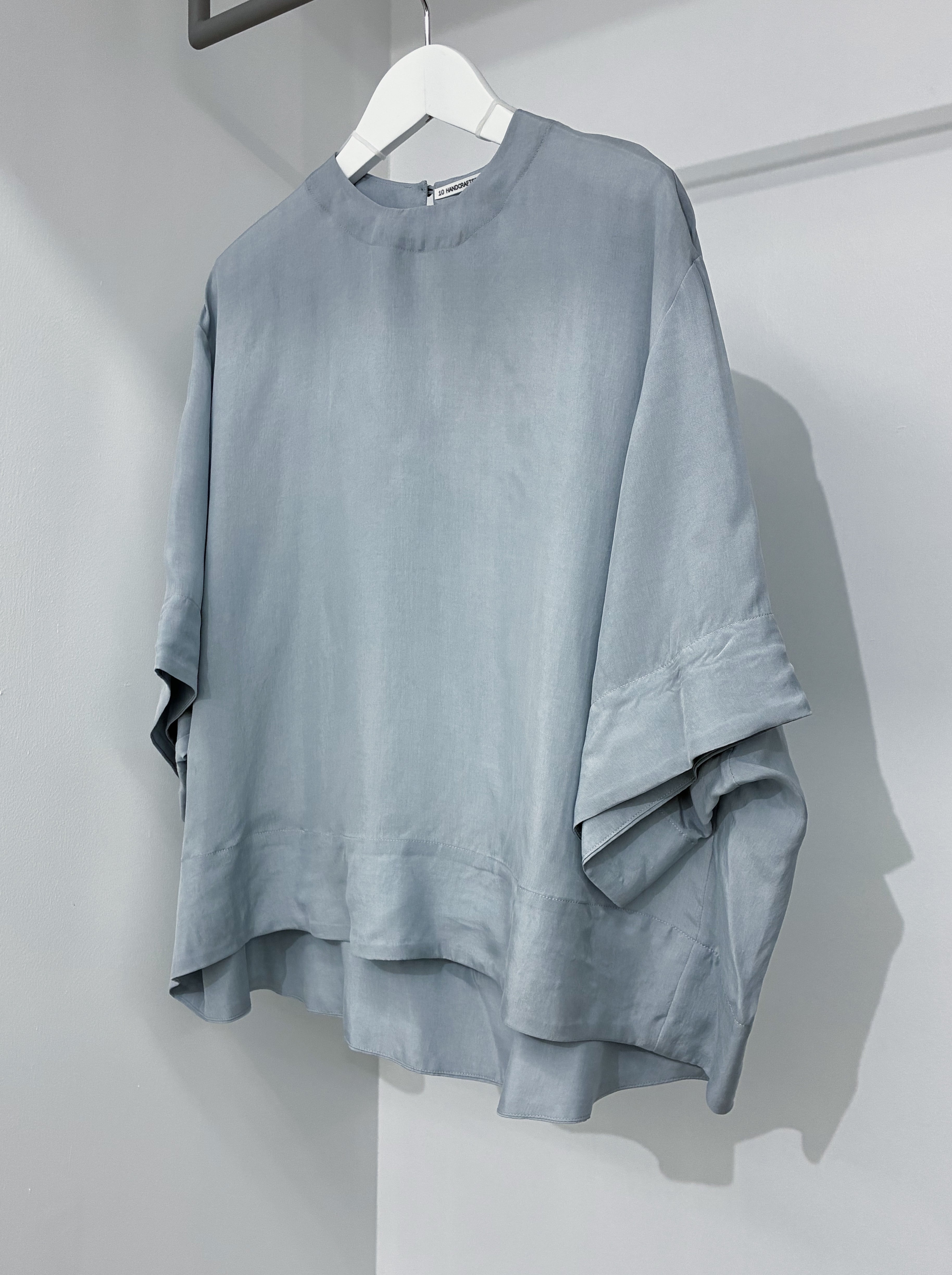 TENNE HANDCRAFTED MODERN half sleeve tops /Blue Gray | doodle