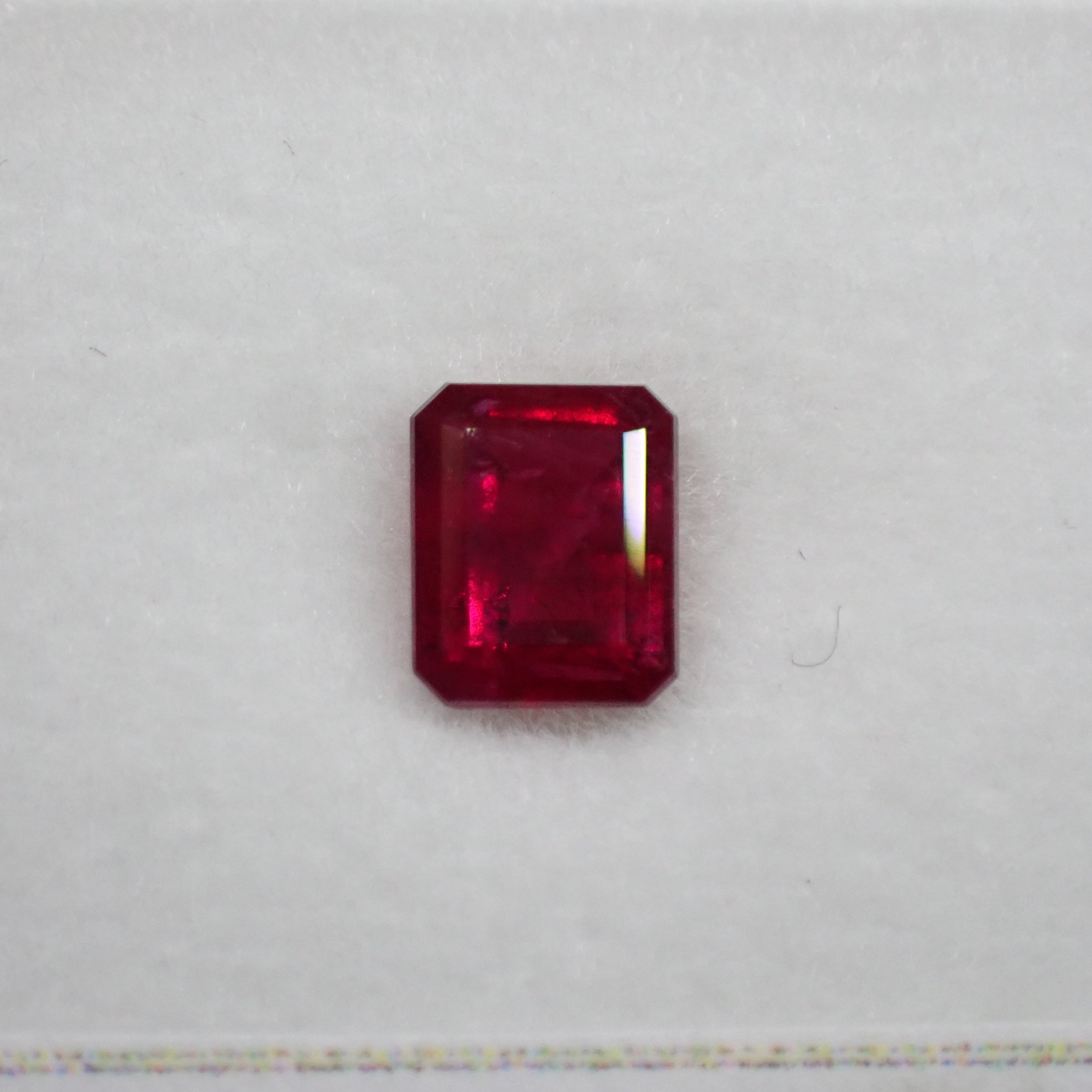 希少なノンオイル☆真っ赤なレッドベリル 0.22ct | 宝石ルース販売 